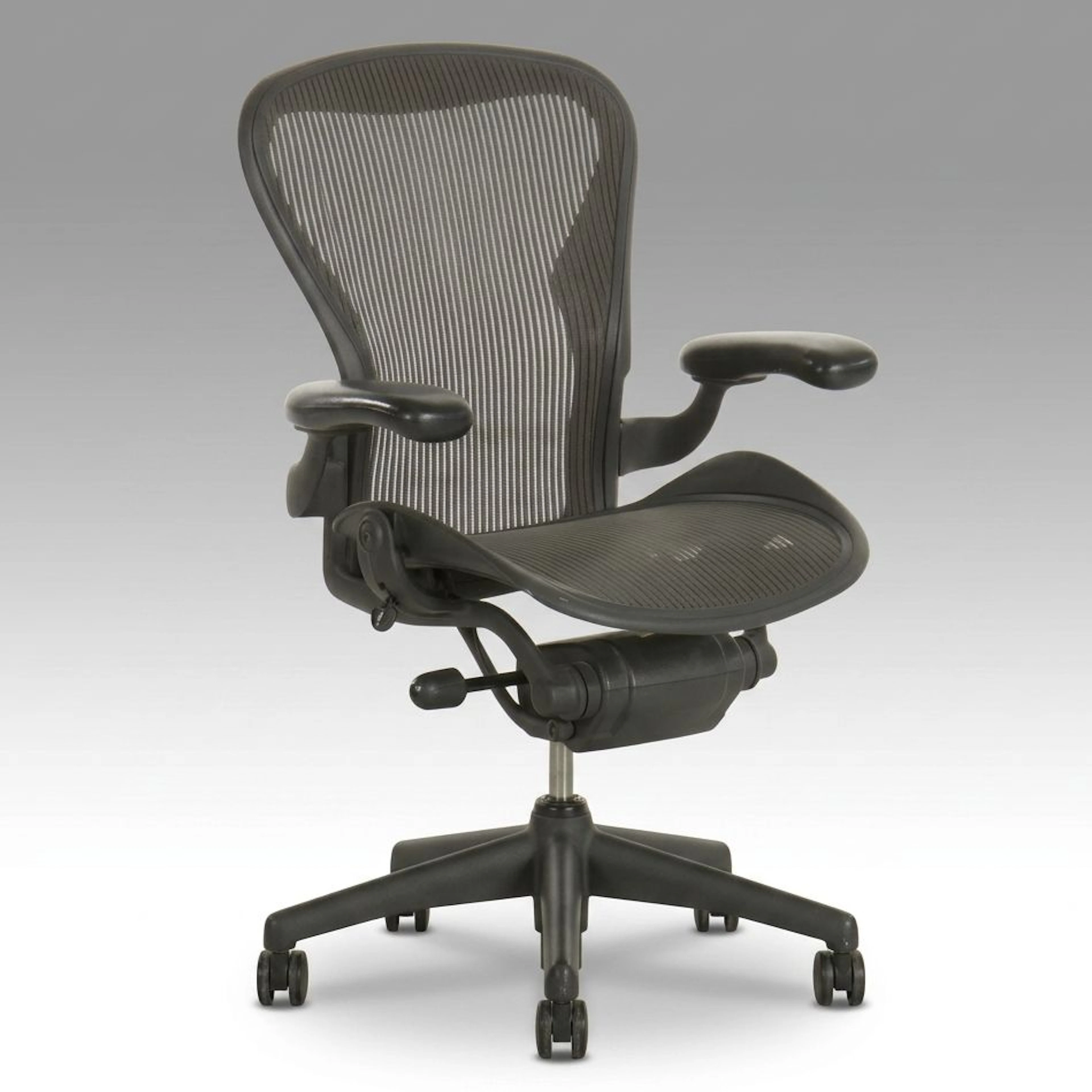 Herman Miller "Aeron" Size B Office Chair, 2015