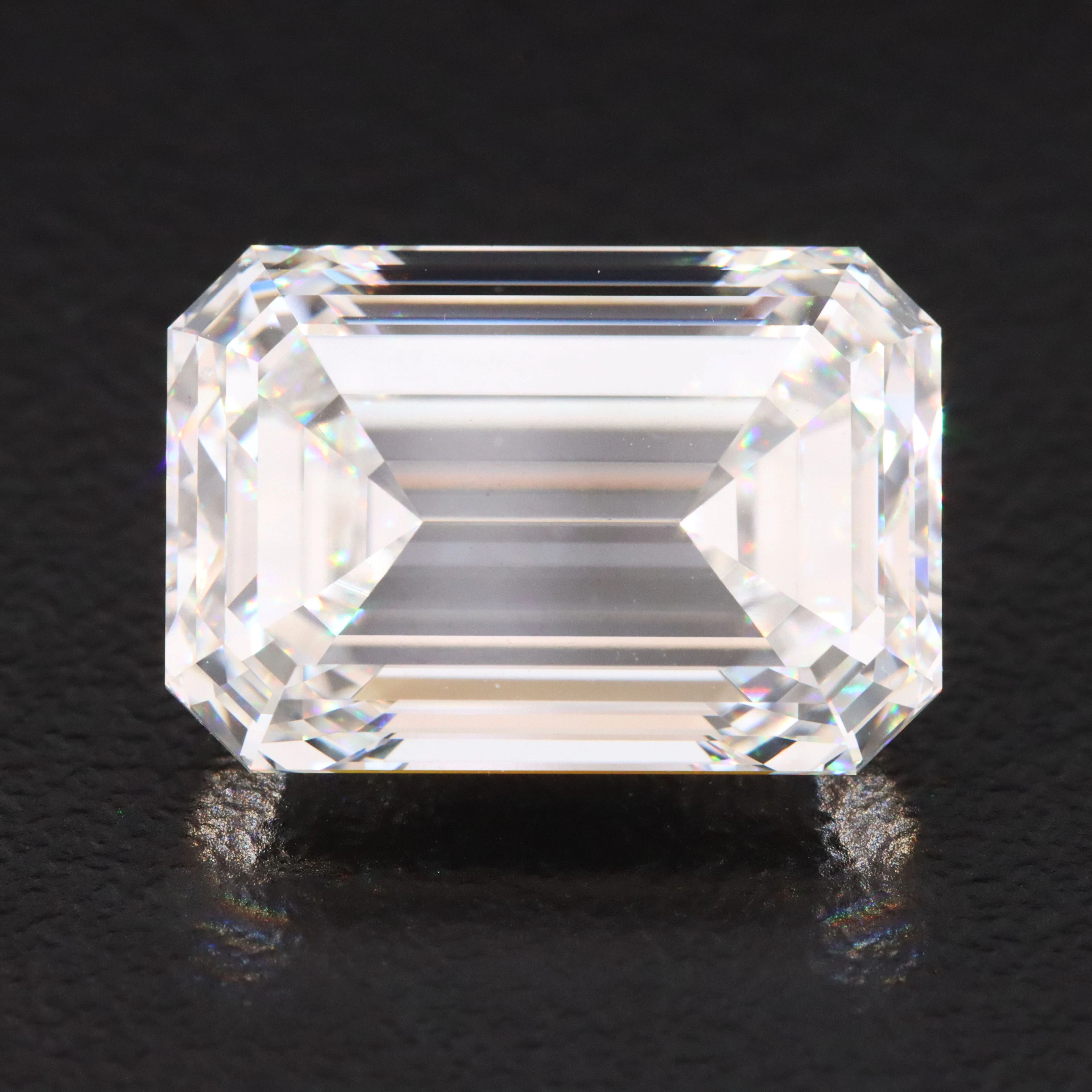 Loose 9.09 CT Lab Grown Diamond with IGI Report