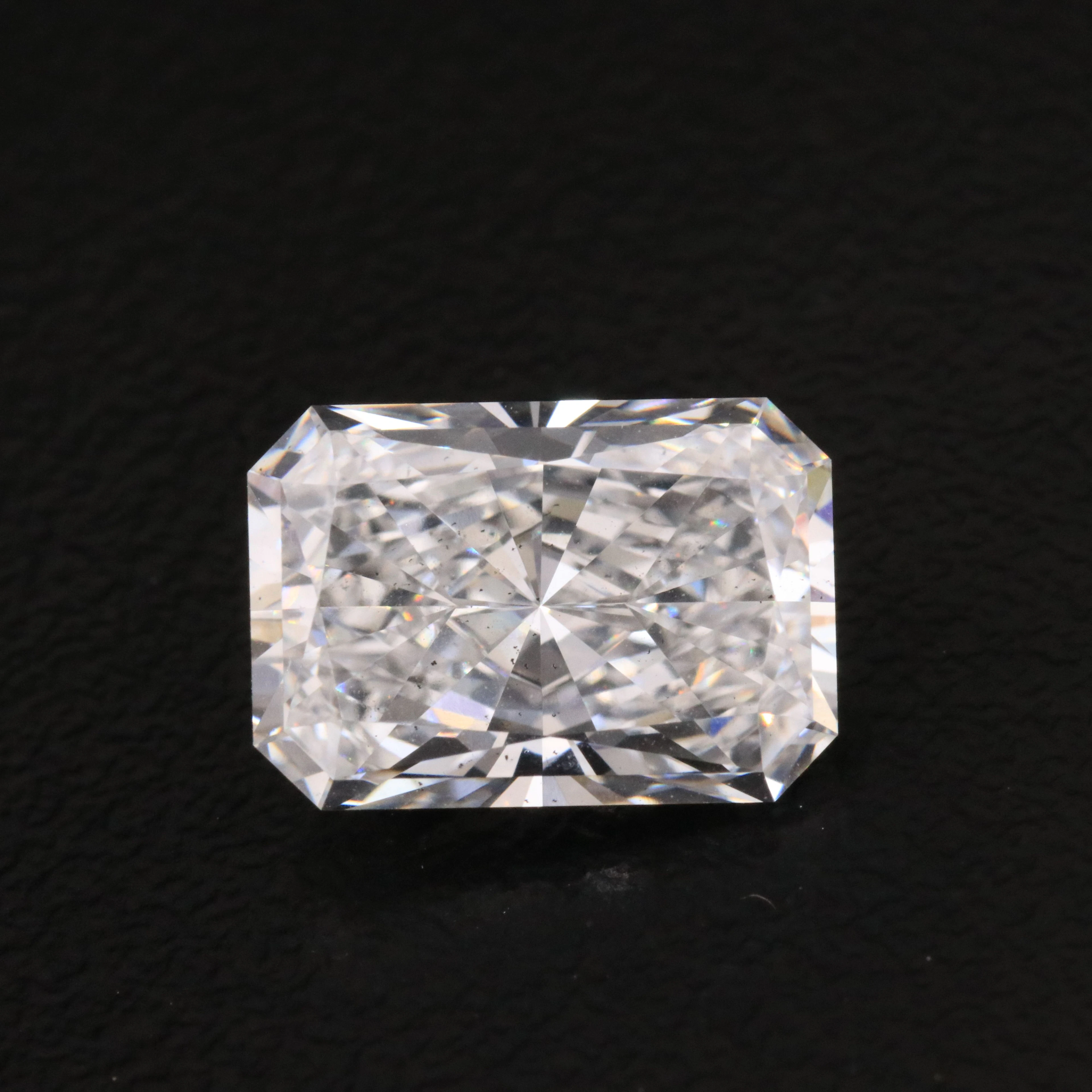 Loose 4.03 CT Lab Grown Diamond with IGI Report