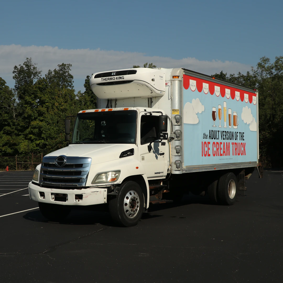 2013 Hino 268 Box Truck