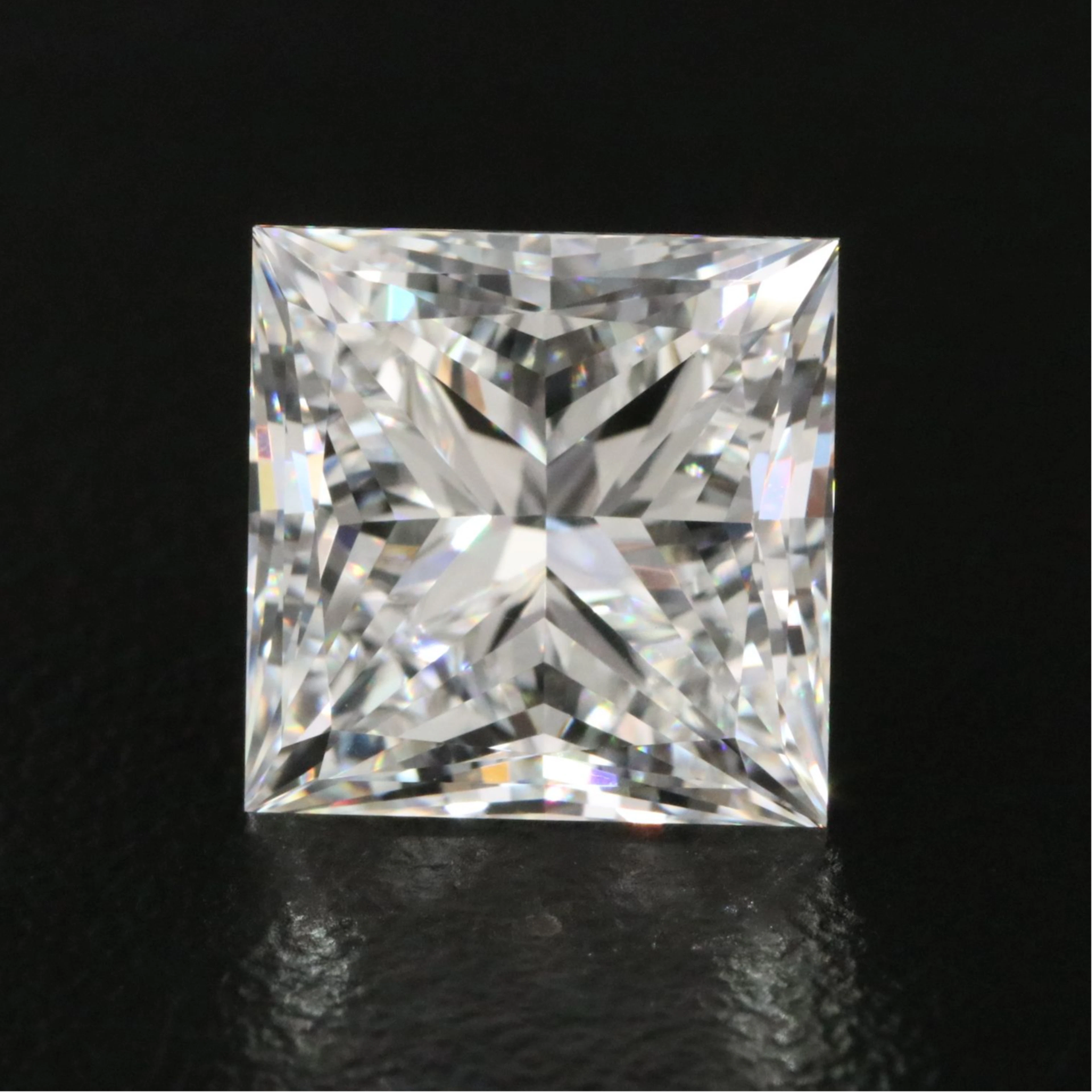 Loose 5.02 CT Lab Grown Diamond with IGI Report
