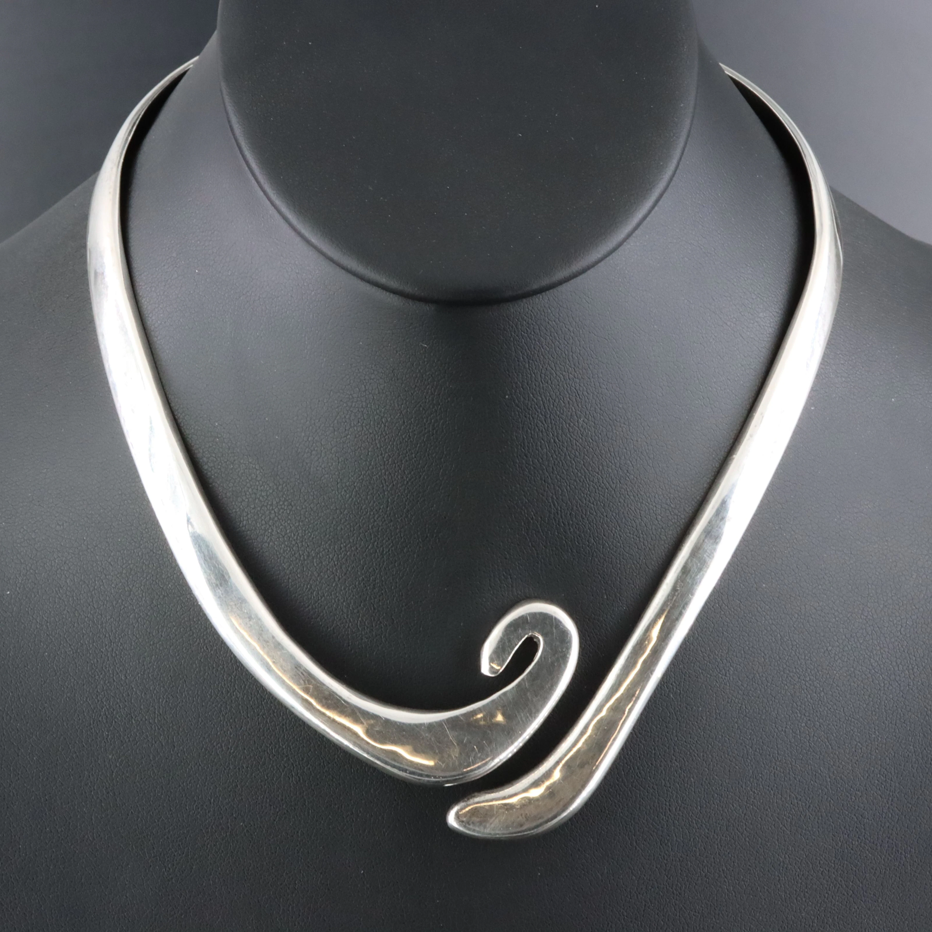 Taxco, Mexico Sterling Swirl Collar Necklace