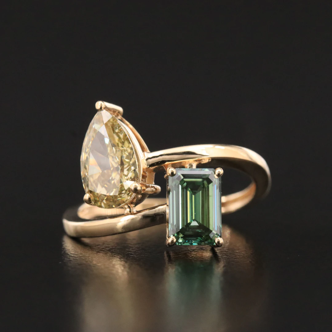 14K 2.63 CTW Fancy Color Lab Grown Diamond Toi et Moi Ring