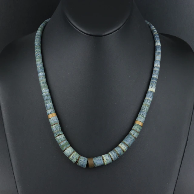 Graduated Coral Necklace