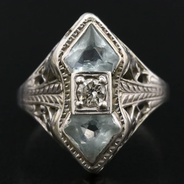 Art Deco 18K Aquamarine and Diamond Toi et Moi Ring