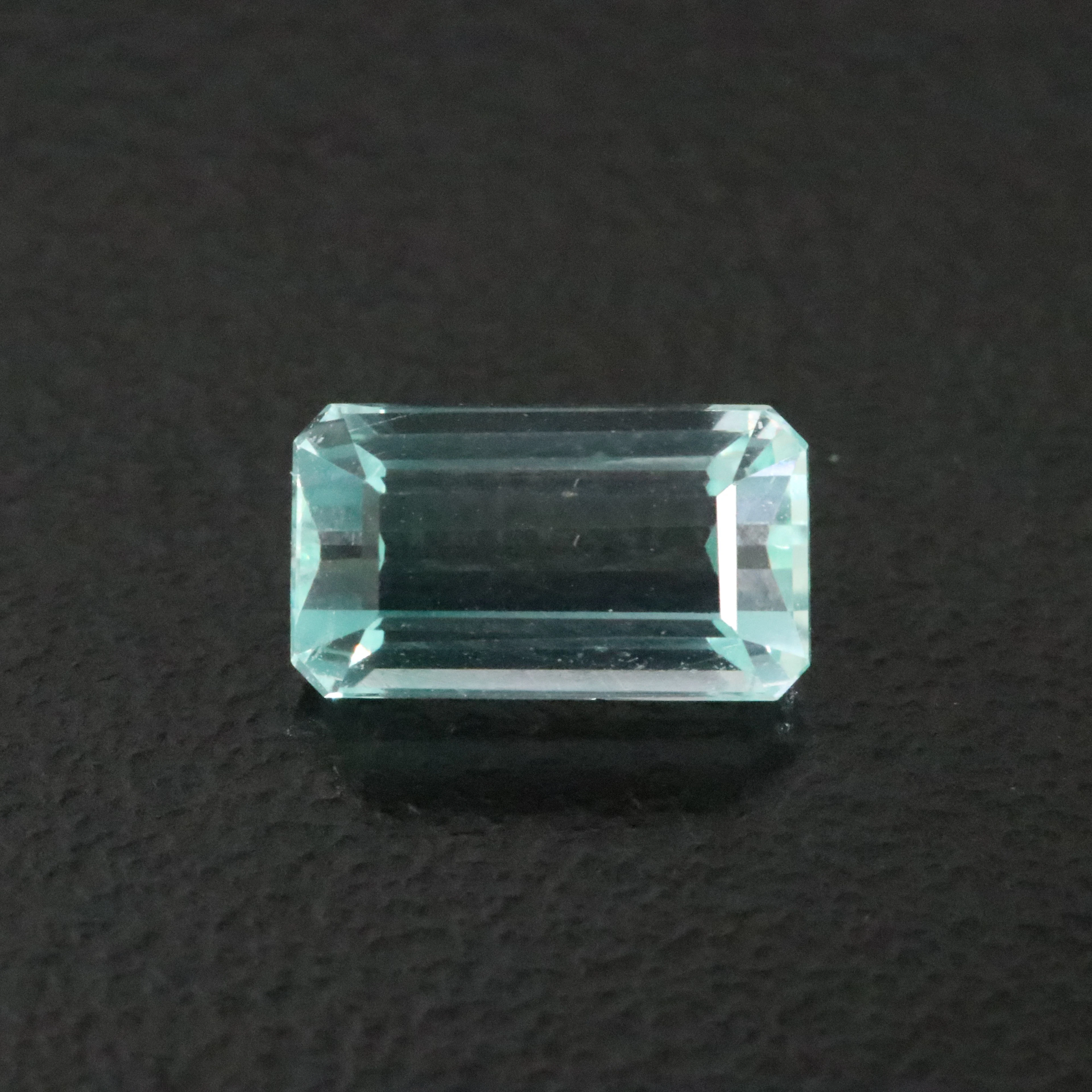 Loose 1.01 CT Aquamarine