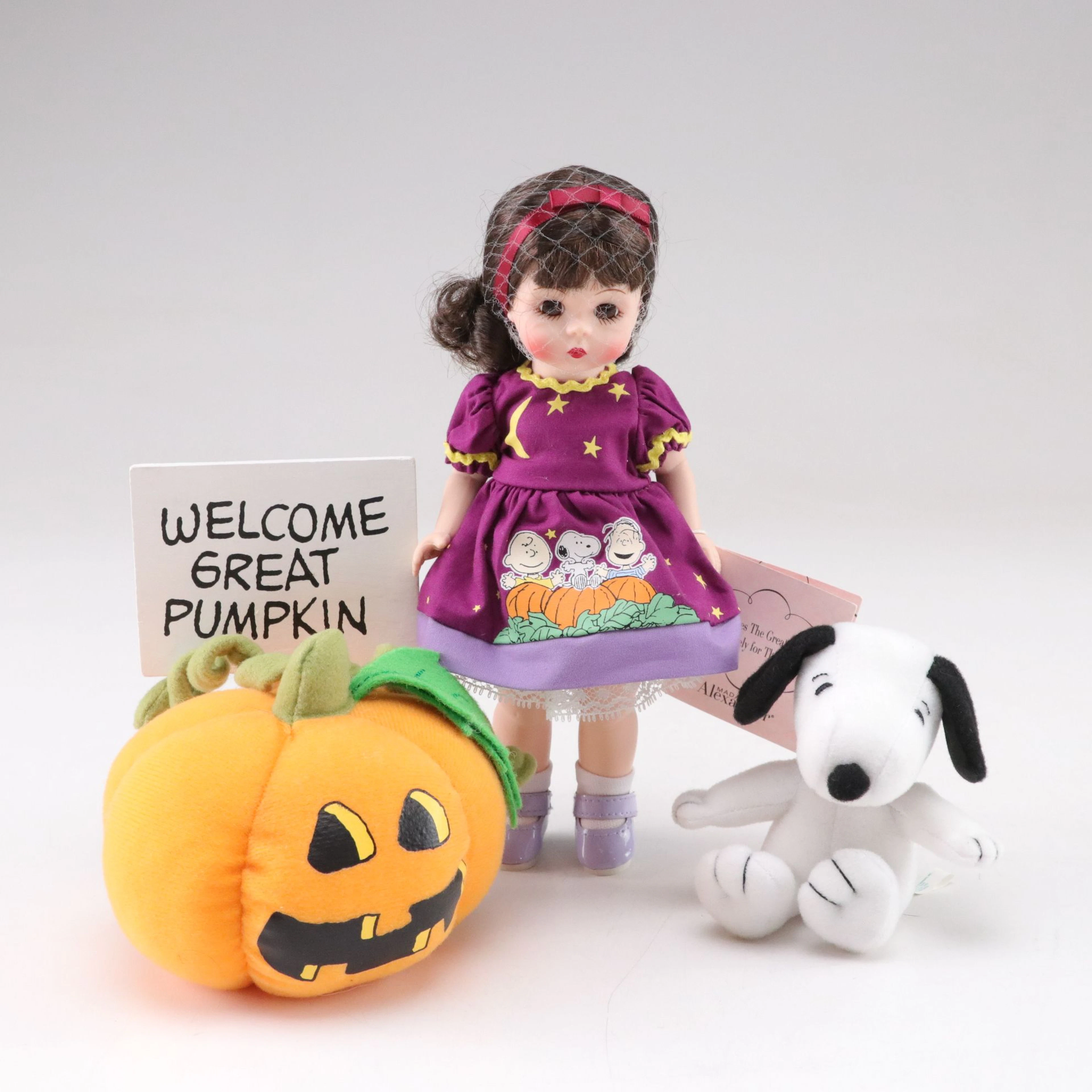 Madame Alexander "Wendy Loves The Great Pumpkin" Doll