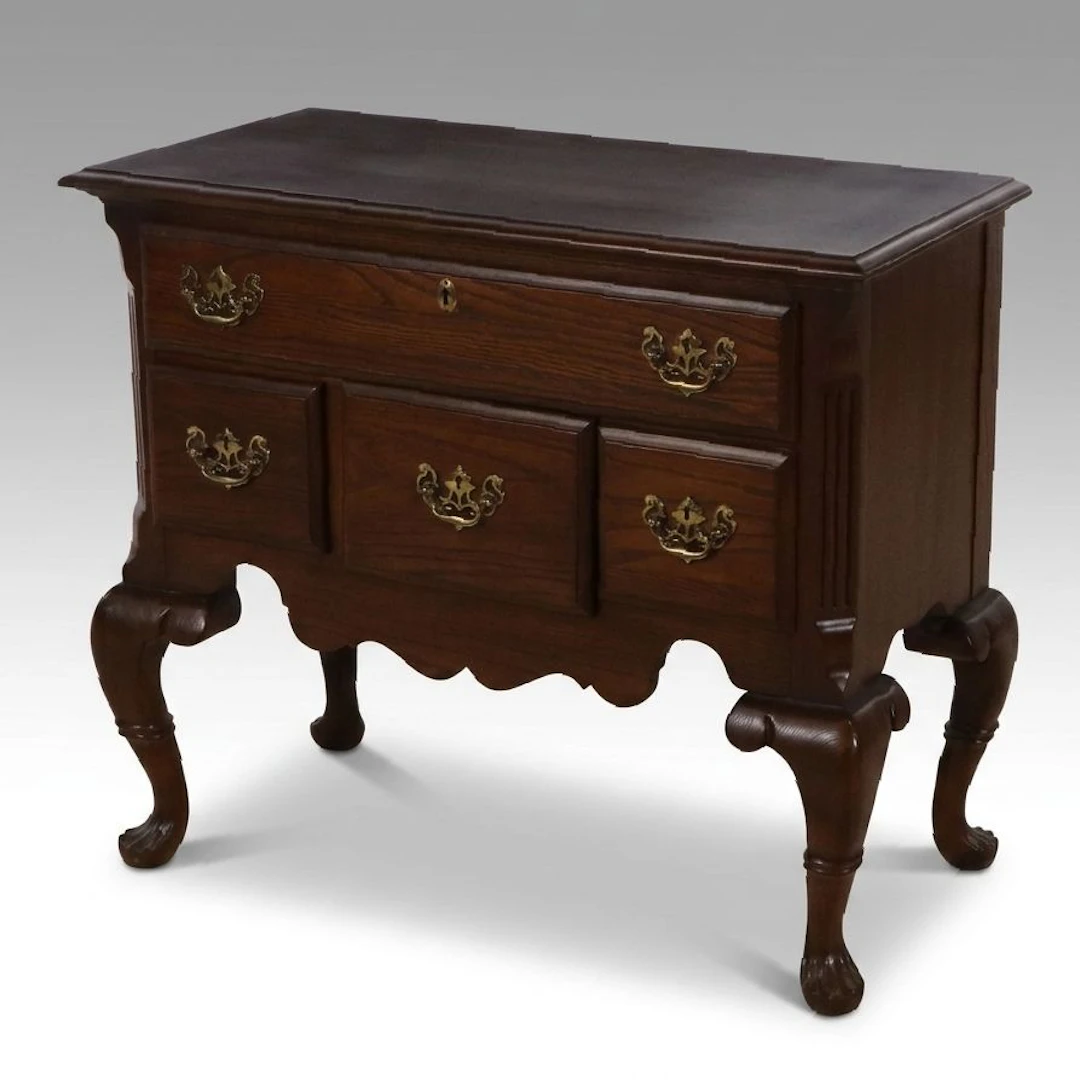 Stanley Furniture Queen Anne Style Cherry Lowboy, Late 20th Century