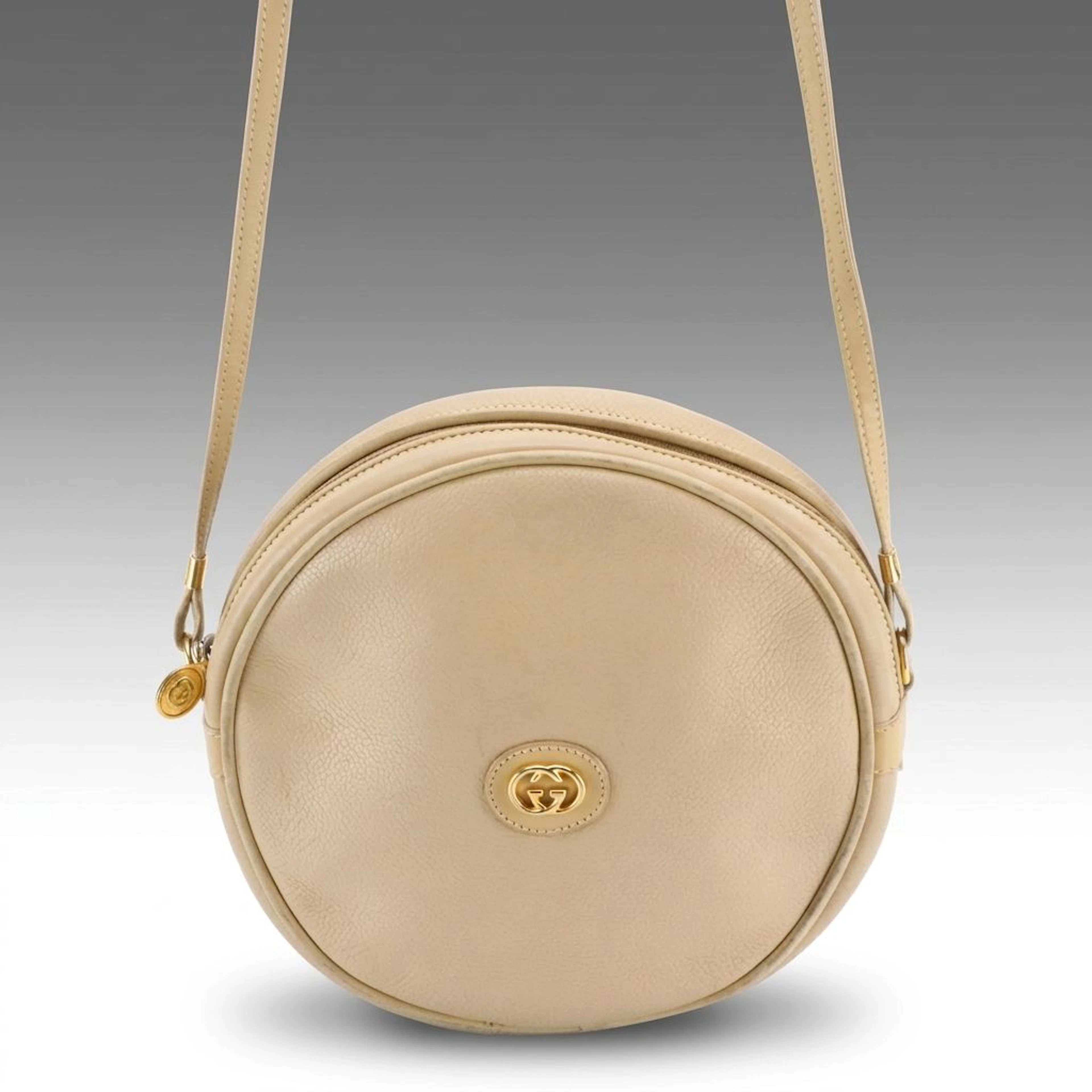 Gucci Interlocking GG Round Crossbody Bag in Neutral Leather, Vintage