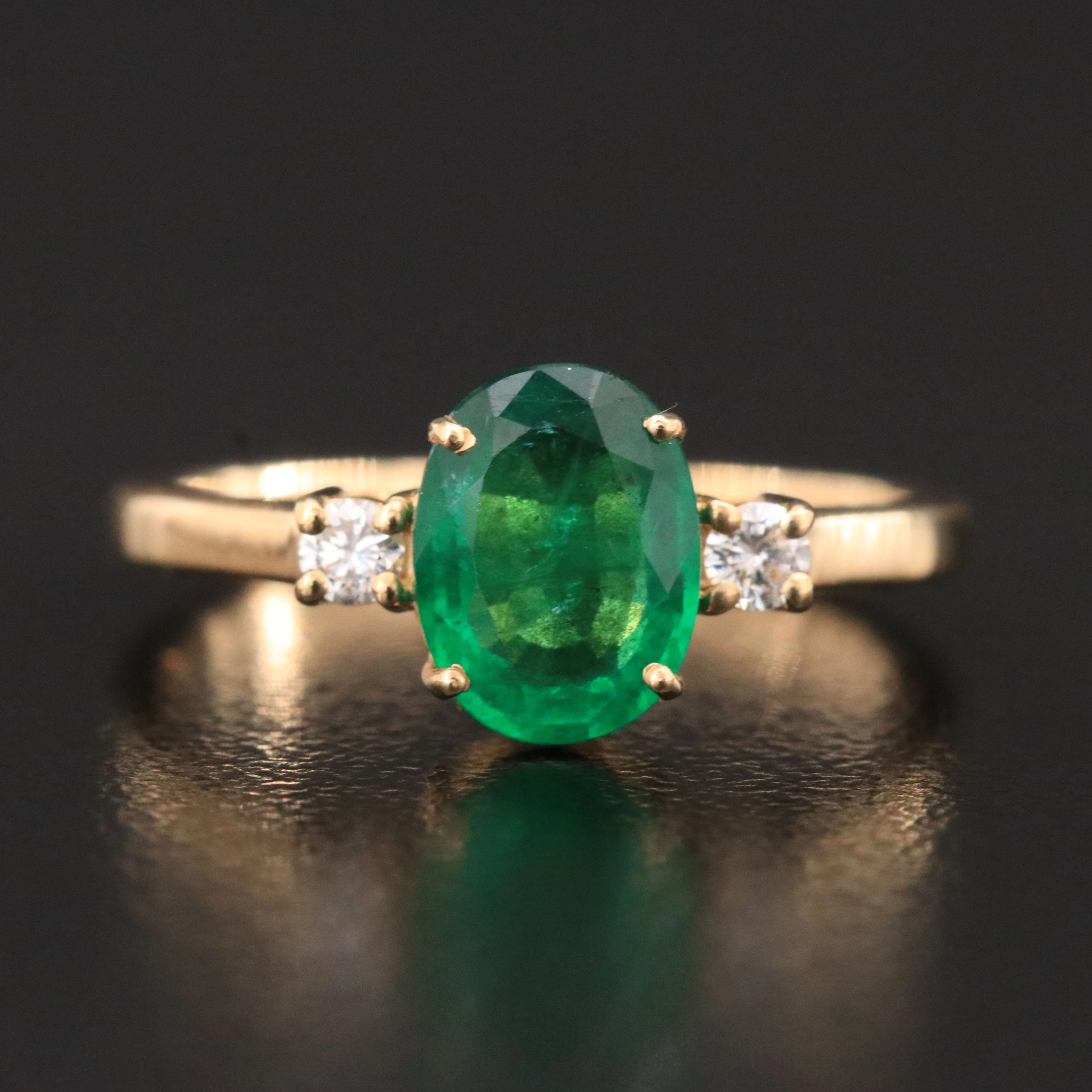 18K 1.10 CT Brazilian Emerald and Diamond Ring with GIA Report
