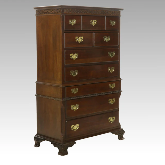 Pulaski Furniture Federal Style Cherry Chest of Drawers, Late 20th Century
