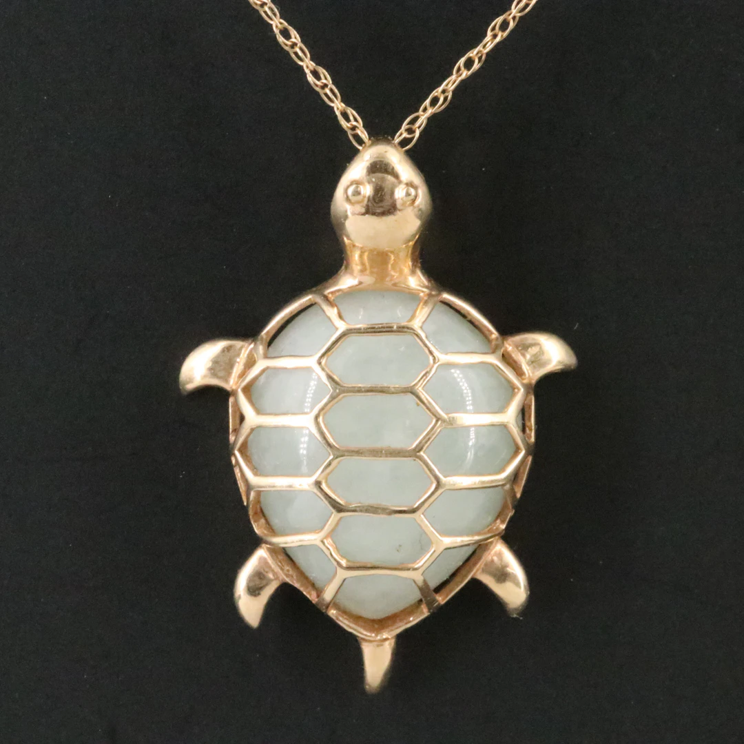 10K Jadeite Turtle Pendant Necklace