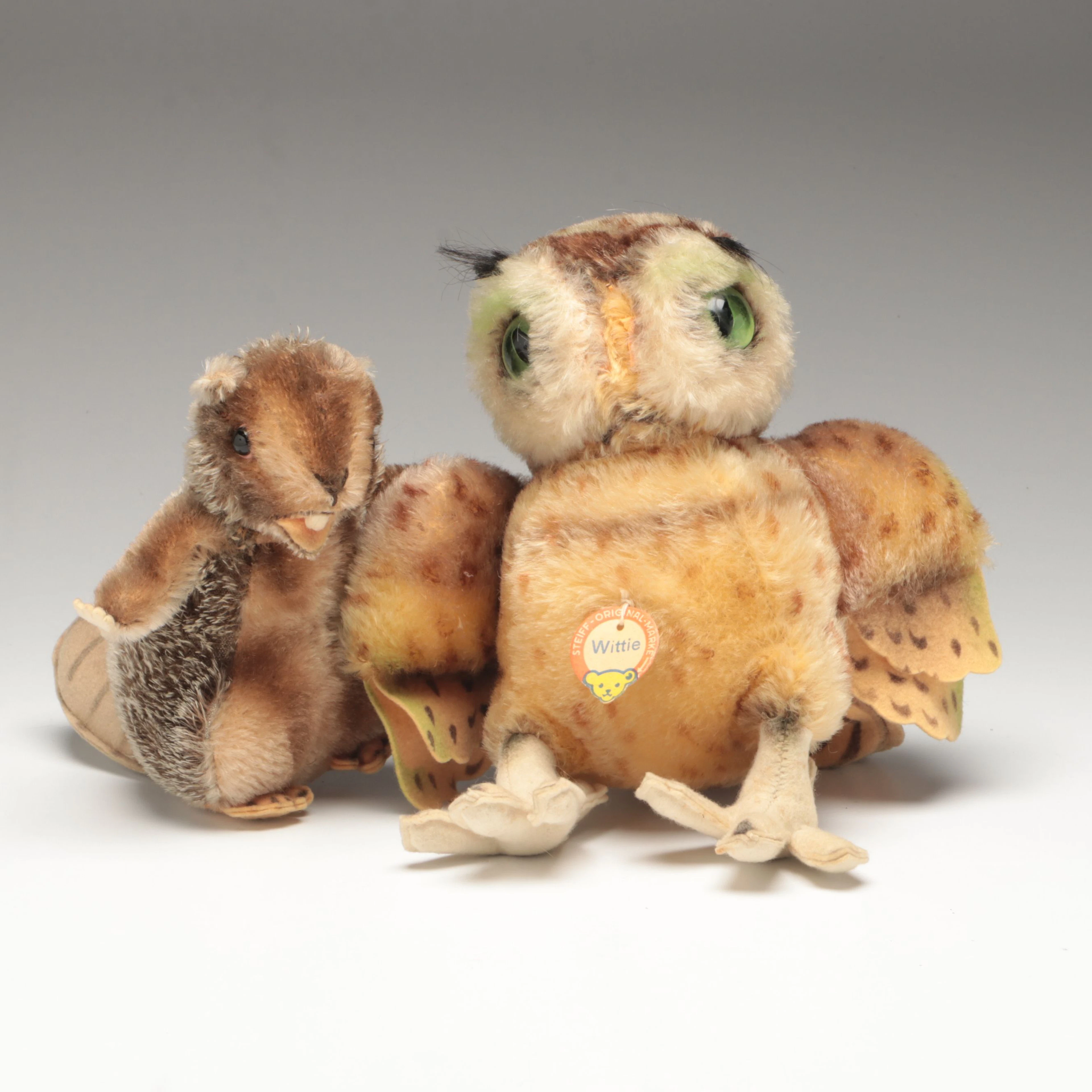 Steiff "Wittie" Owl with Stuffed Beaver Toy