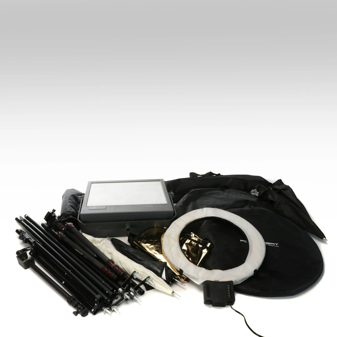 Interfit "Digitflash 1000" Panel Flash with More Studio Lighting Accessories