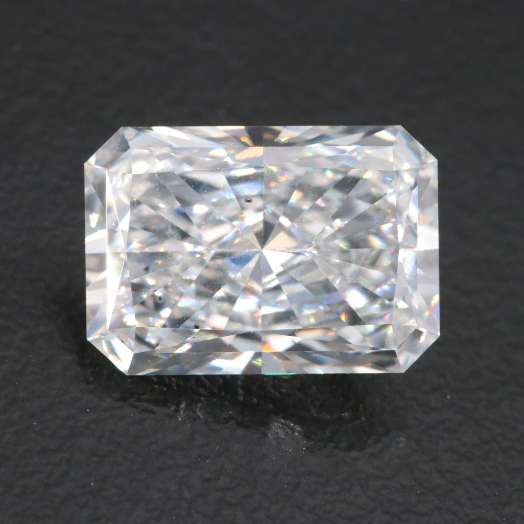 Loose 5.06 CT Lab Grown Diamond with IGI Report