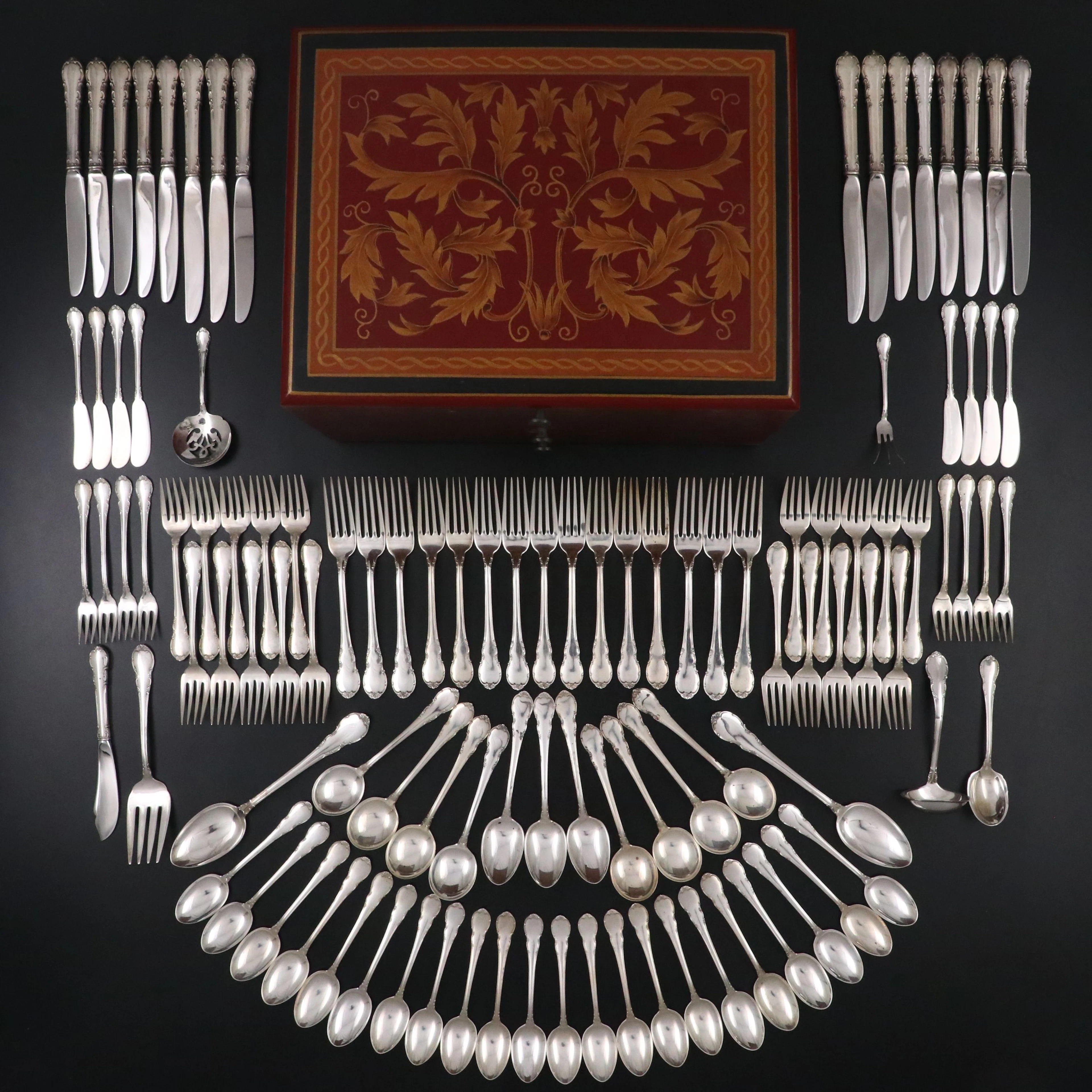 Lunt "Modern Victorian" Sterling Silver Flatware