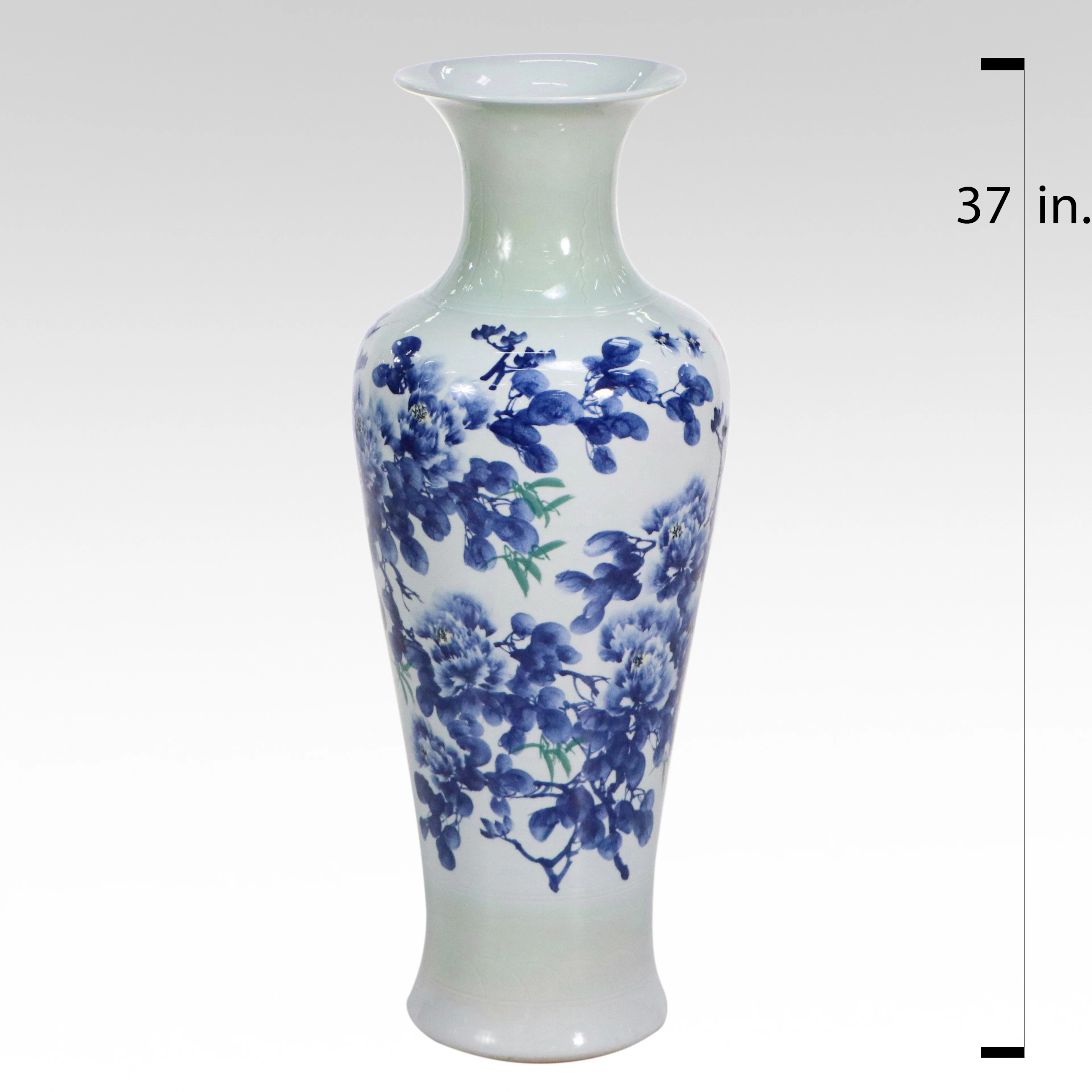 Oversized Chinese Decorative Porcelain Meiping Vase, 20th Century