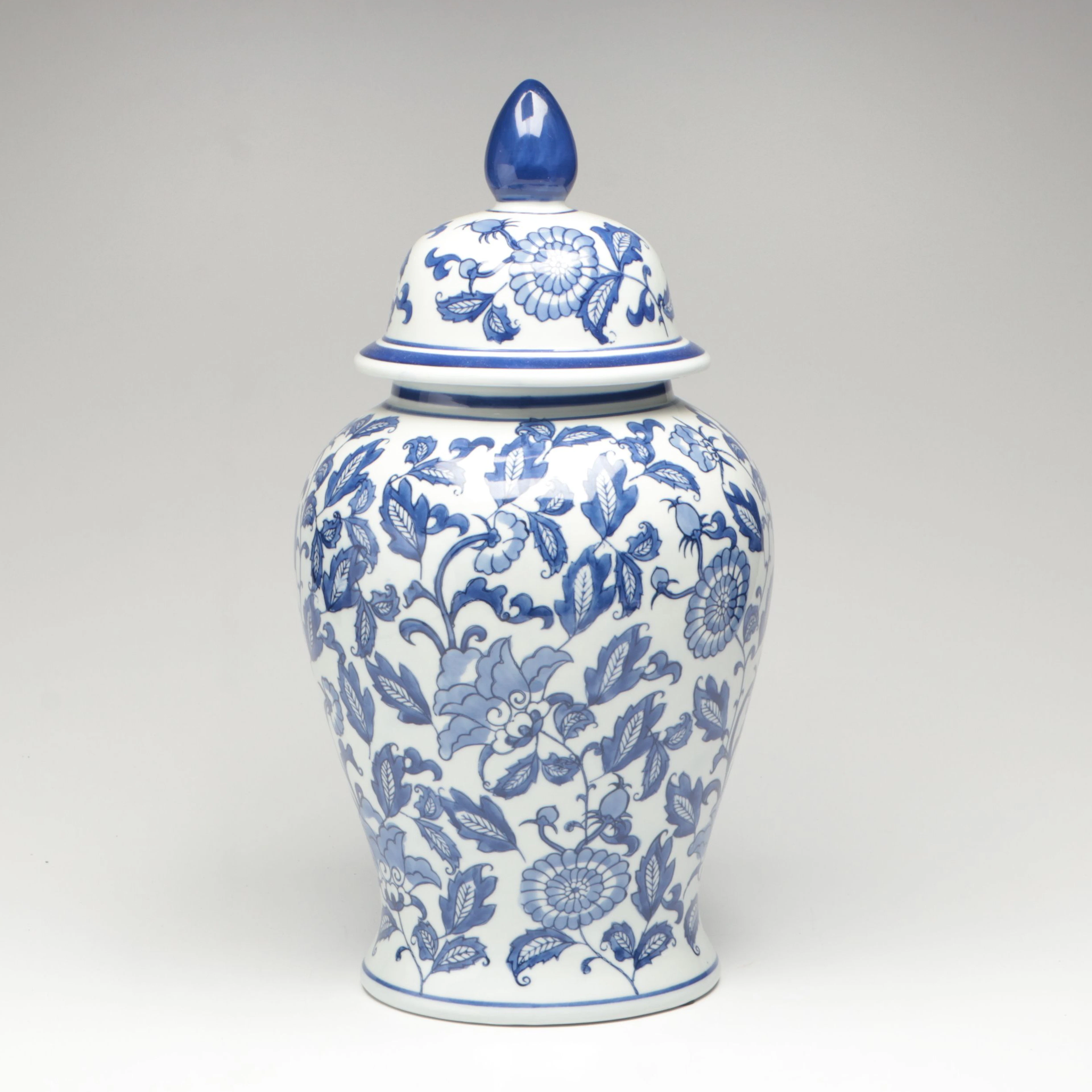 Chinese Floral Blue and White Porcelain Lidded Urn
