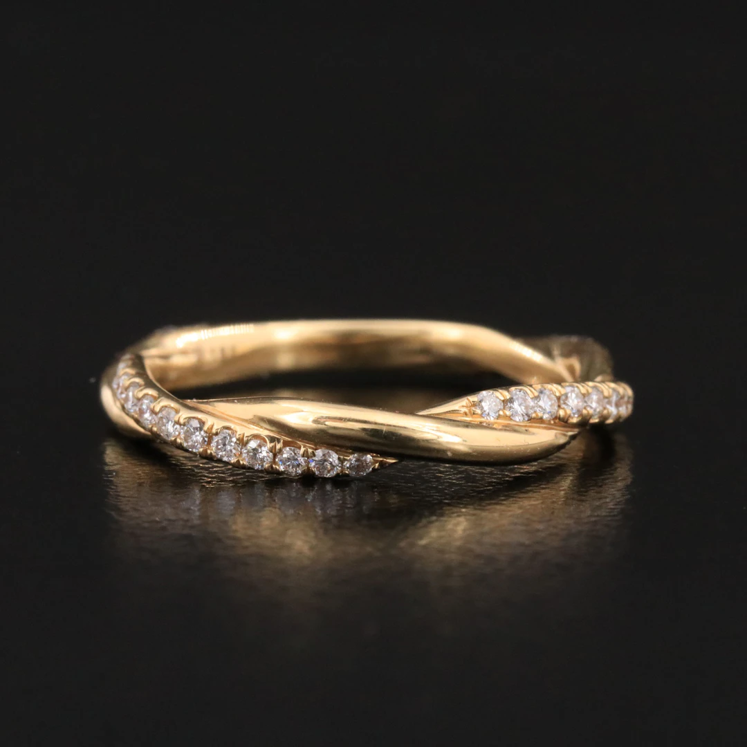 18K Diamond Twist Band