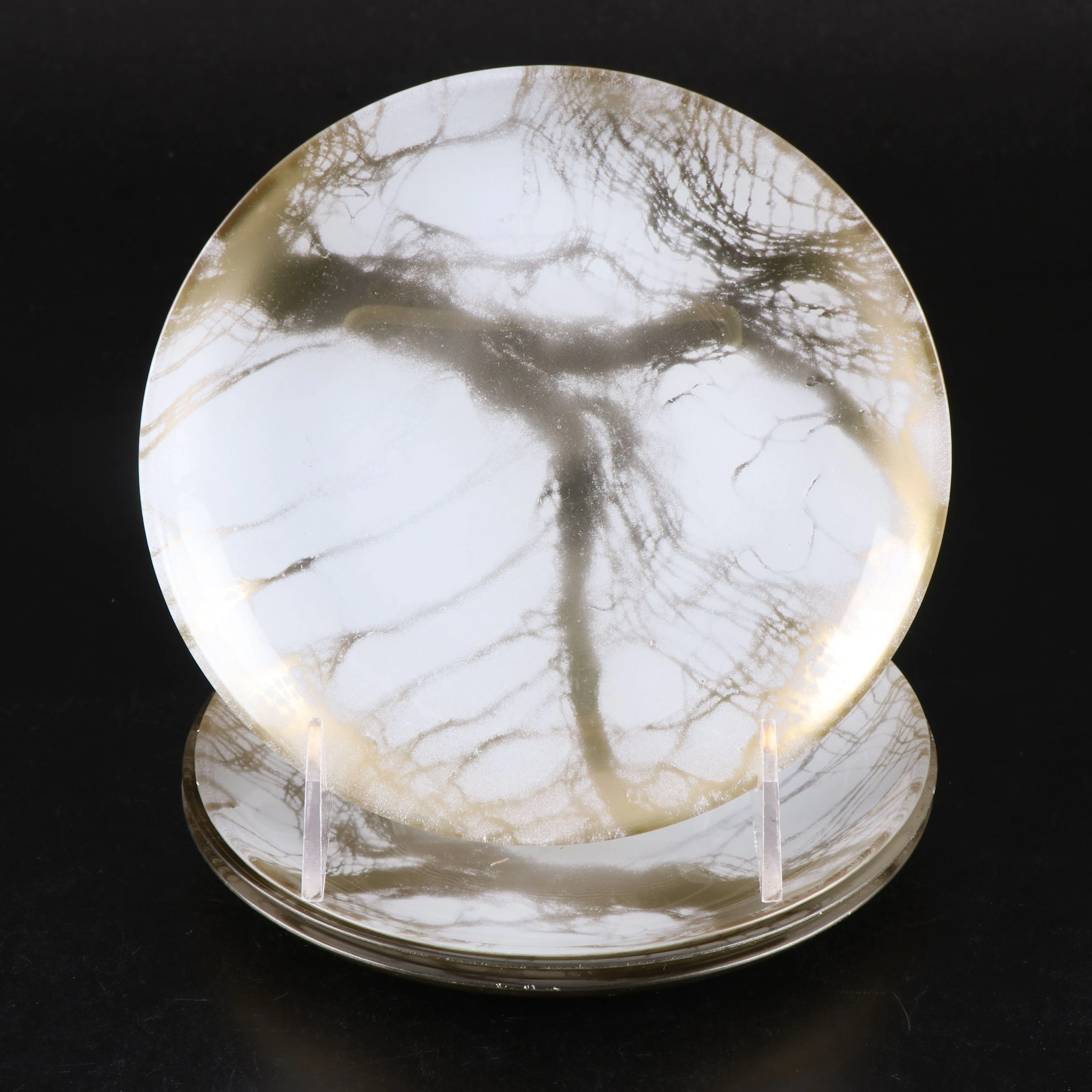 Classic Touch Turkish Gold and White Marbled Glass Plates