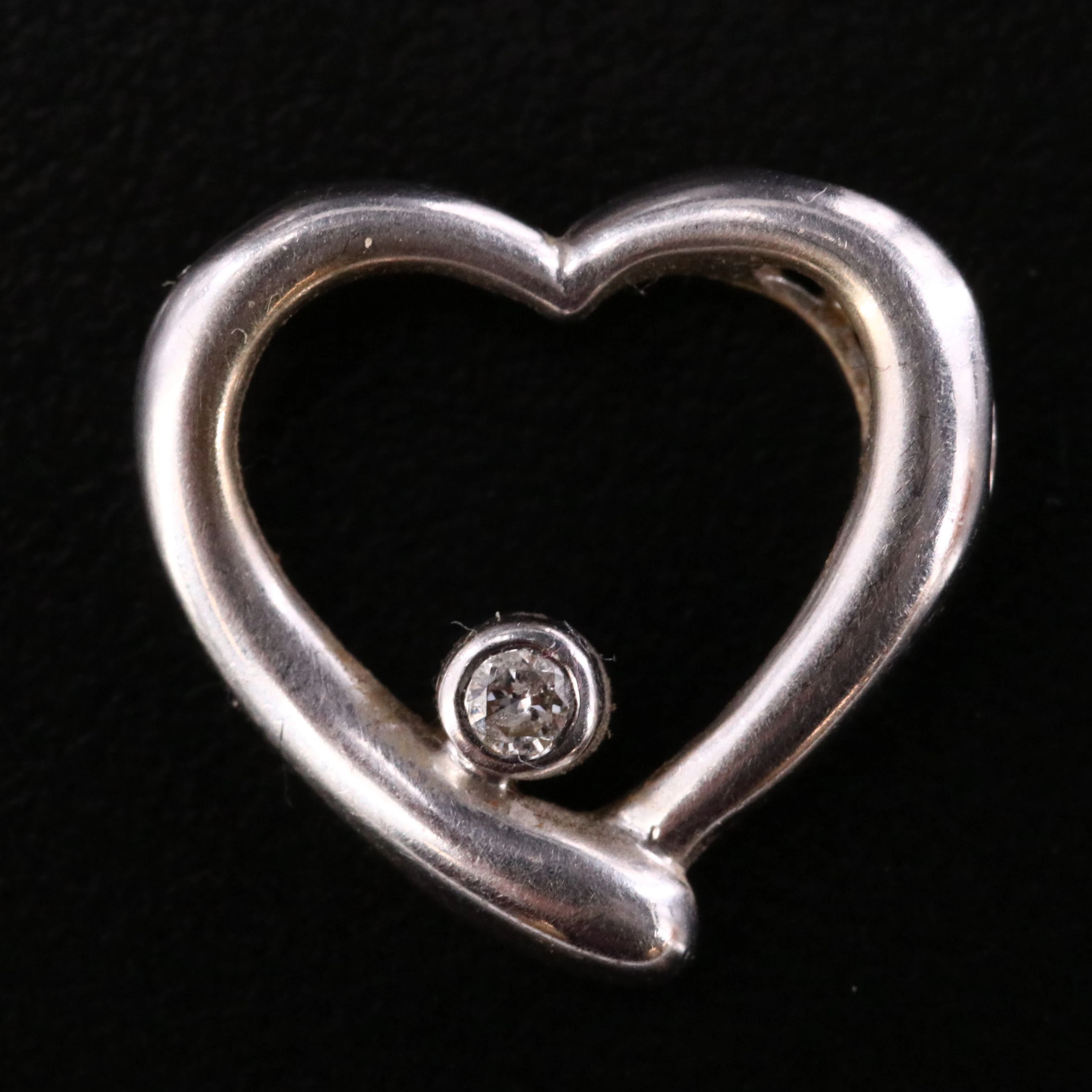 14K 0.04 CT Diamond Heart Pendant