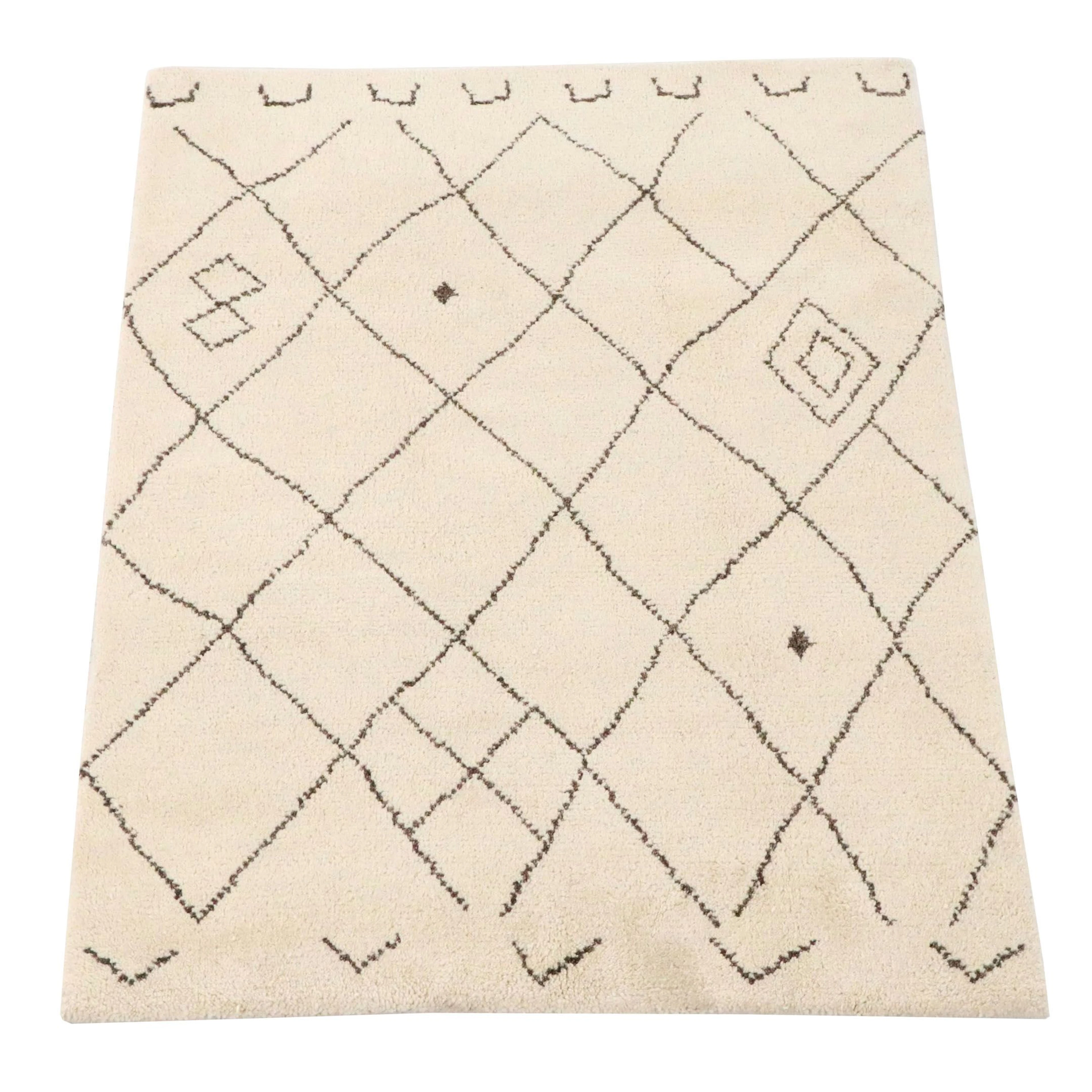 4'9 x 6'7 Hand-Knotted Moroccan Berber Style Accent Rug