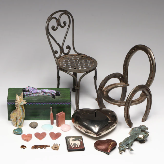 Southwestern Wooden Horse Box, Horseshoe Chair and More Figurines