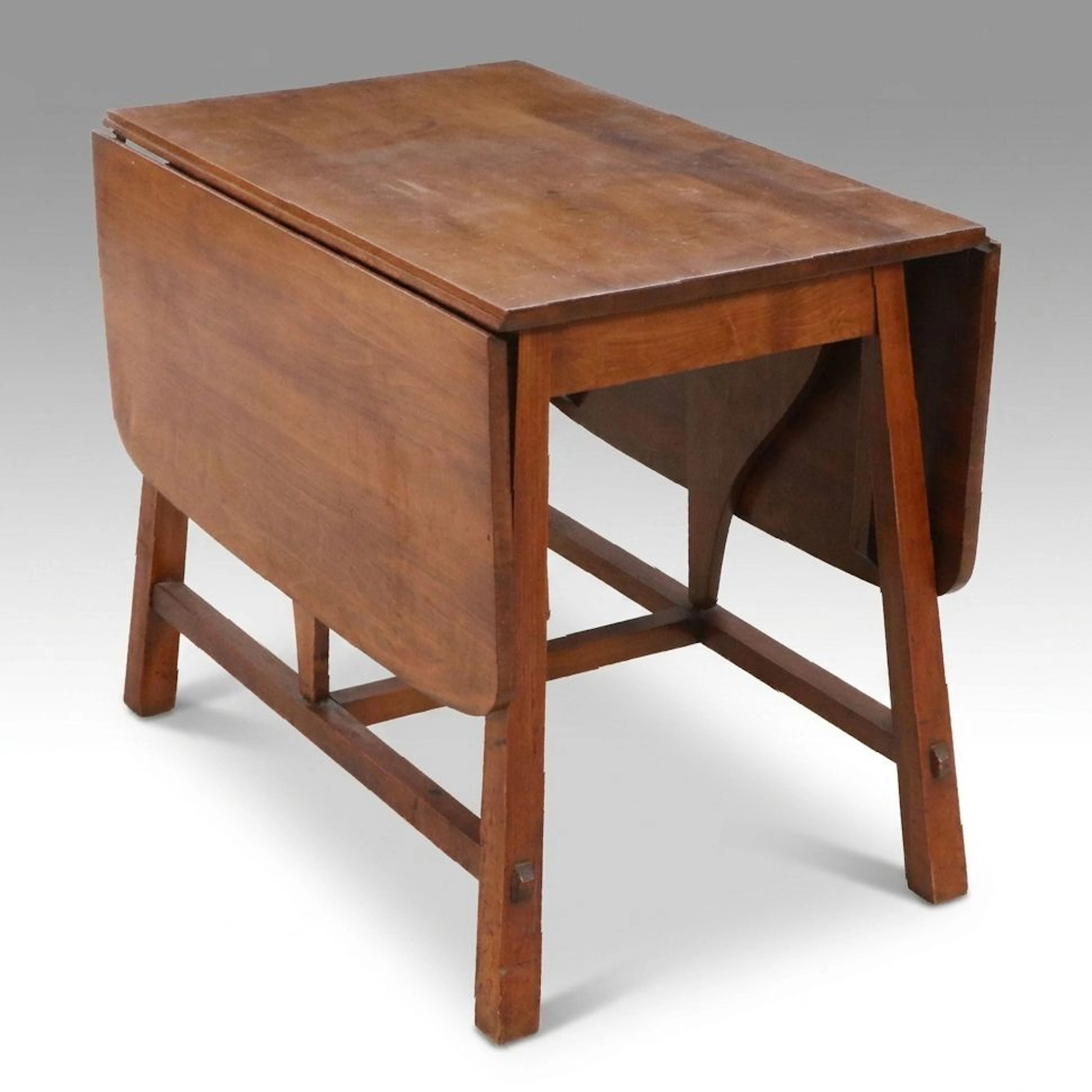 Early American Style Maple Drop Leaf Table