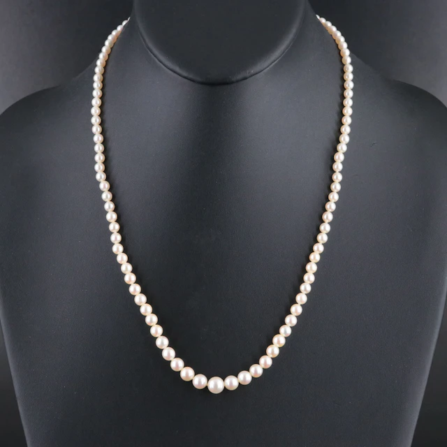 Graduated Pearl Necklace with 14K Clasp