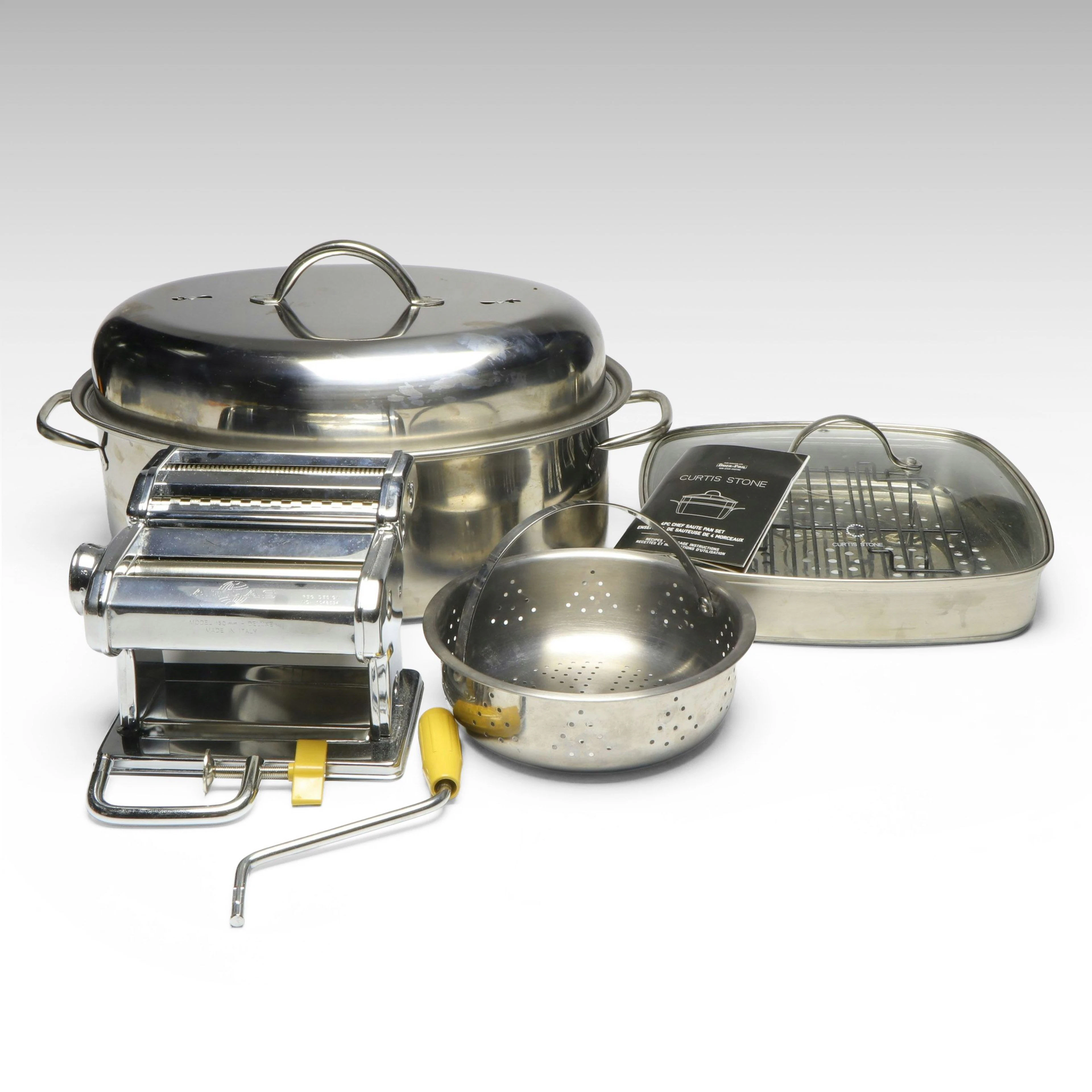 Marcato "Atlas" Pasta Maker with Roaster and More Cookware