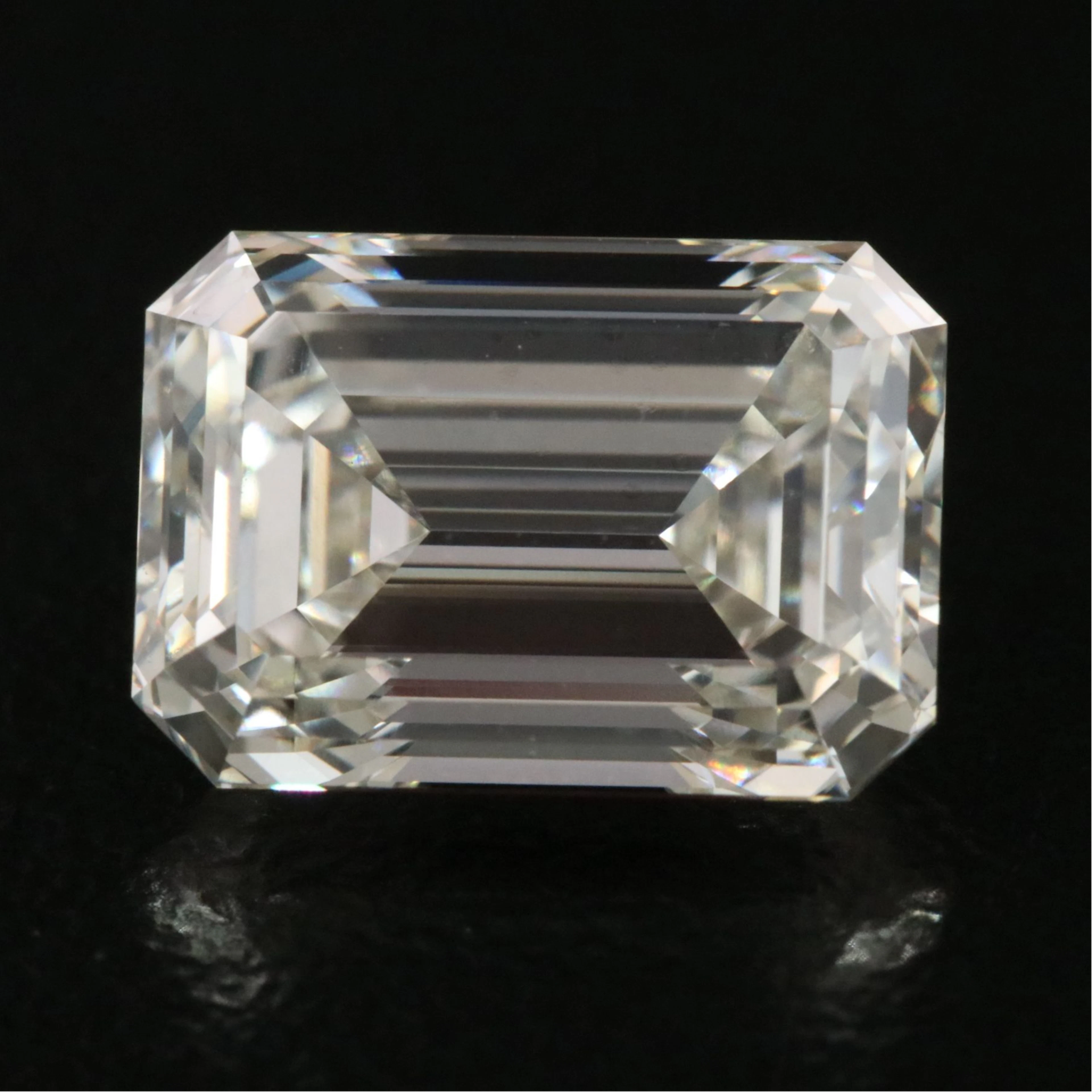 Loose 3.09 CT Lab Grown Diamond with IGI Report