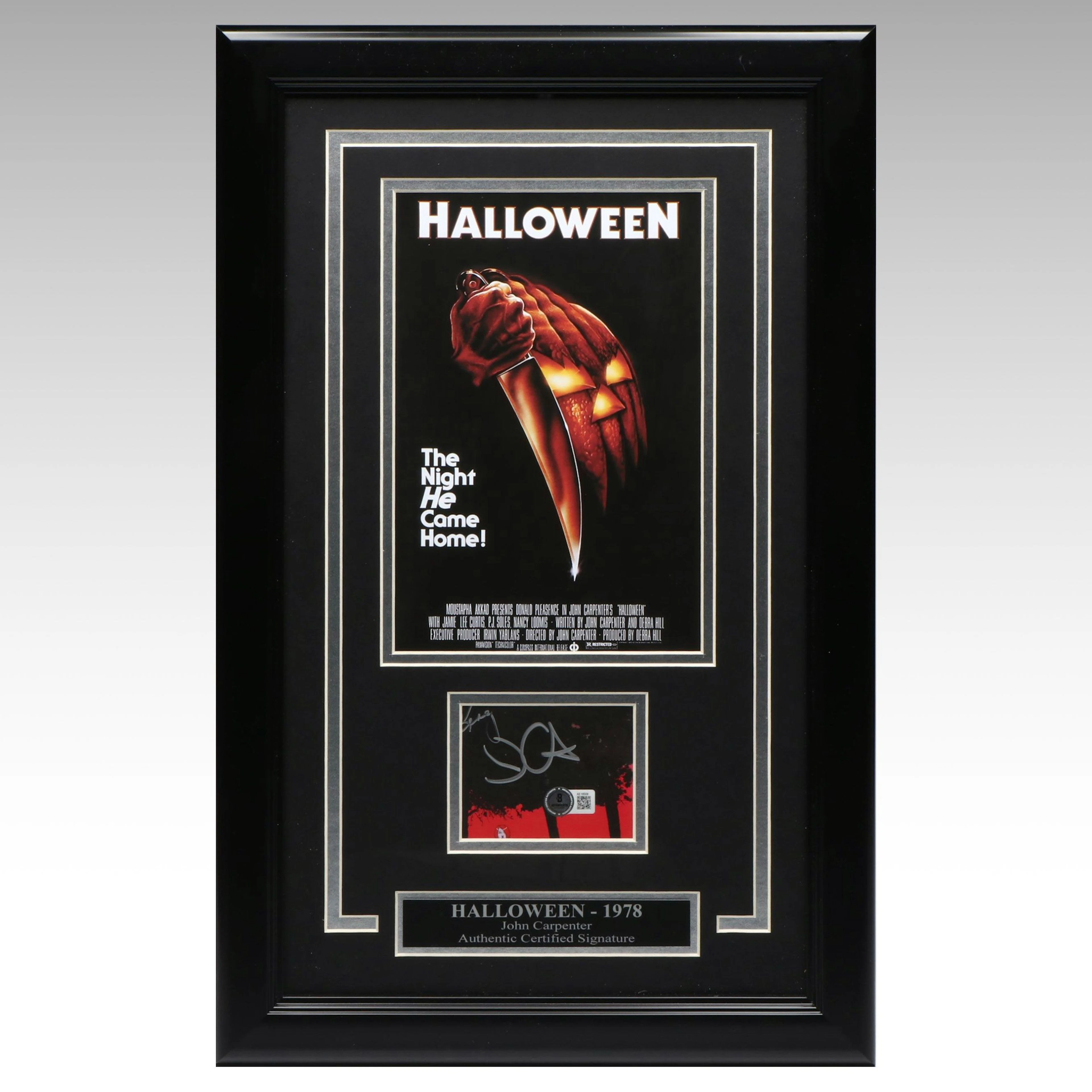 John Carpenter Cut Signature Comic Book in "Halloween" Display, Beckett