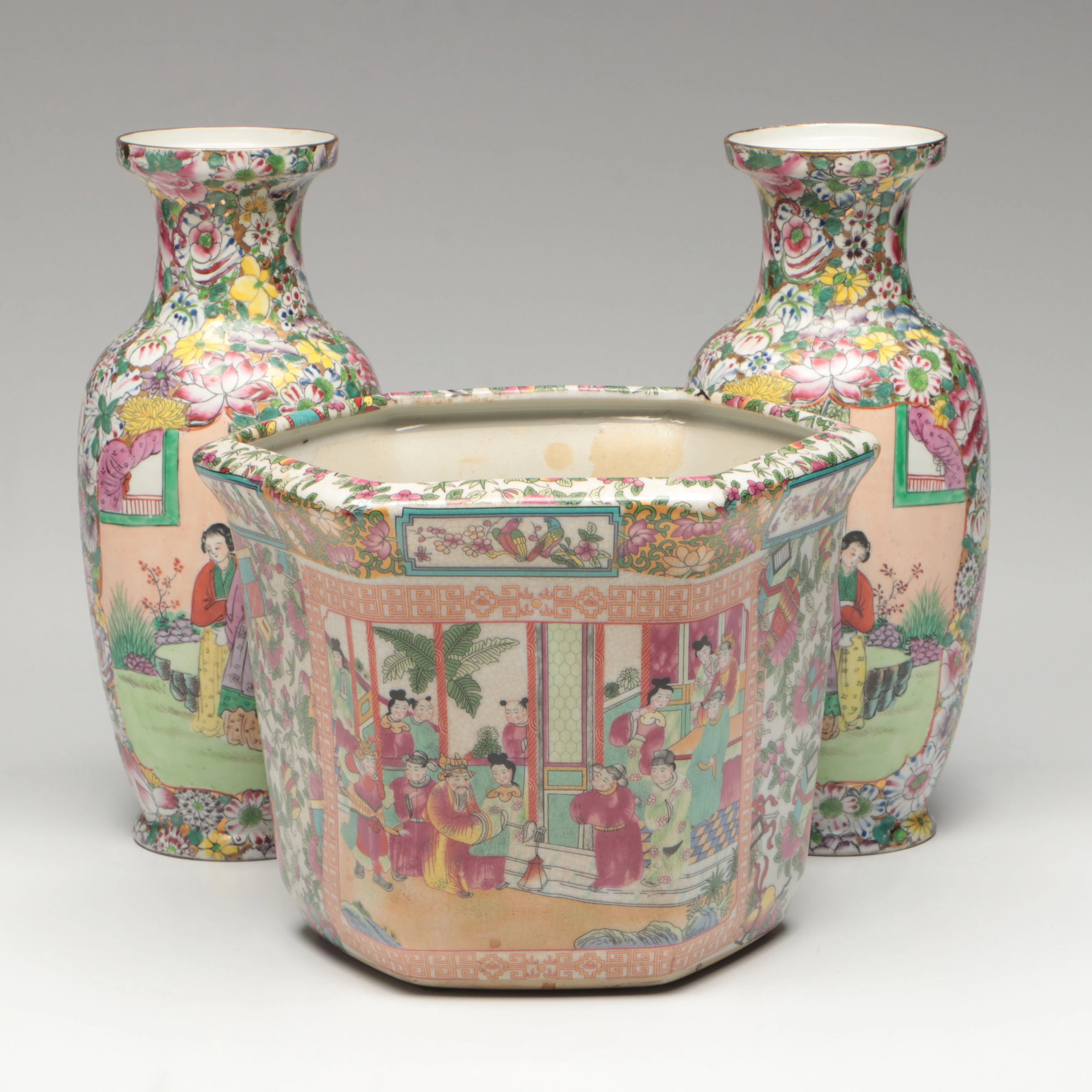 Chinese Rose Medallion Porcelain Planter and Vases, 20th Century