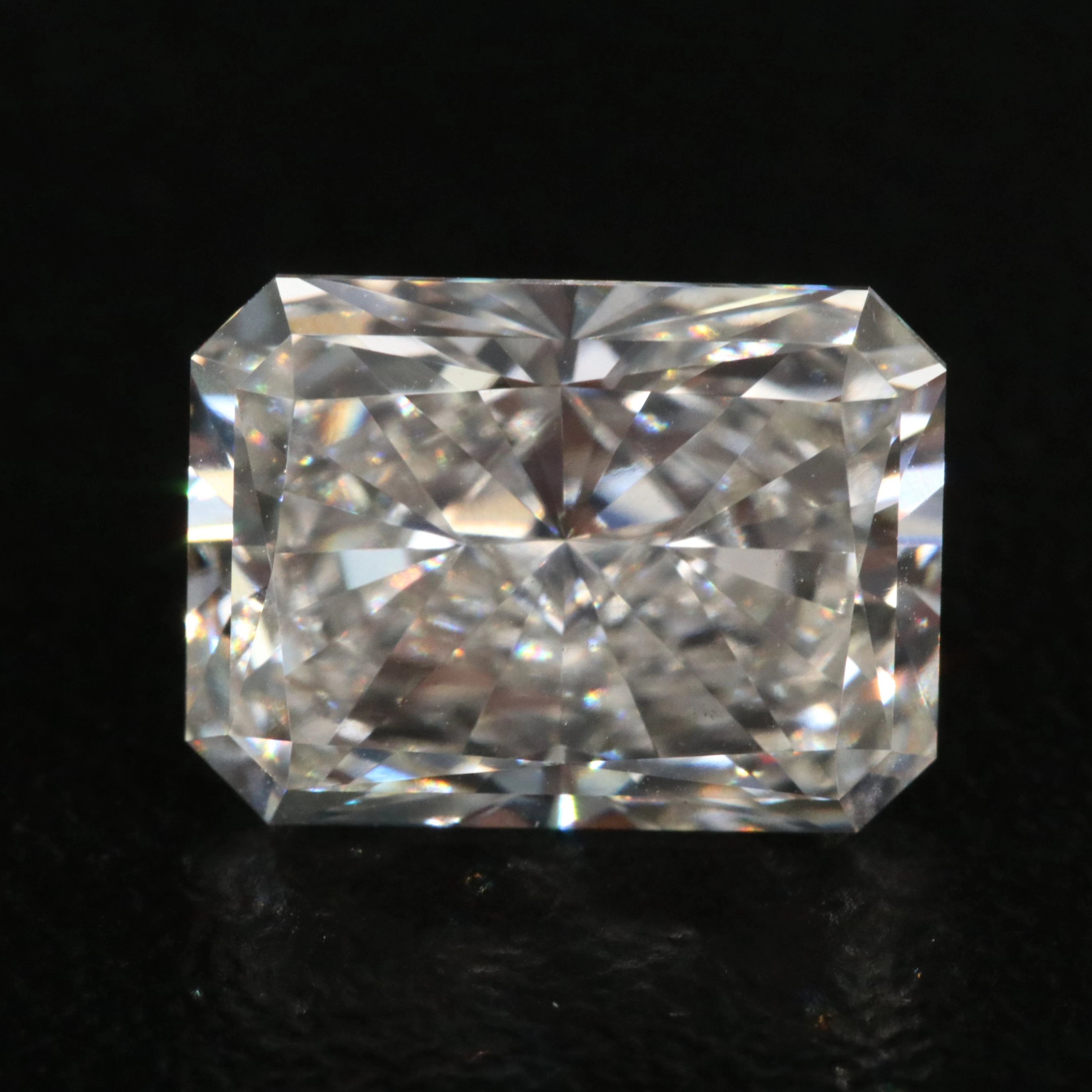 Loose 3.03 CT Lab Grown Diamond with IGI Report