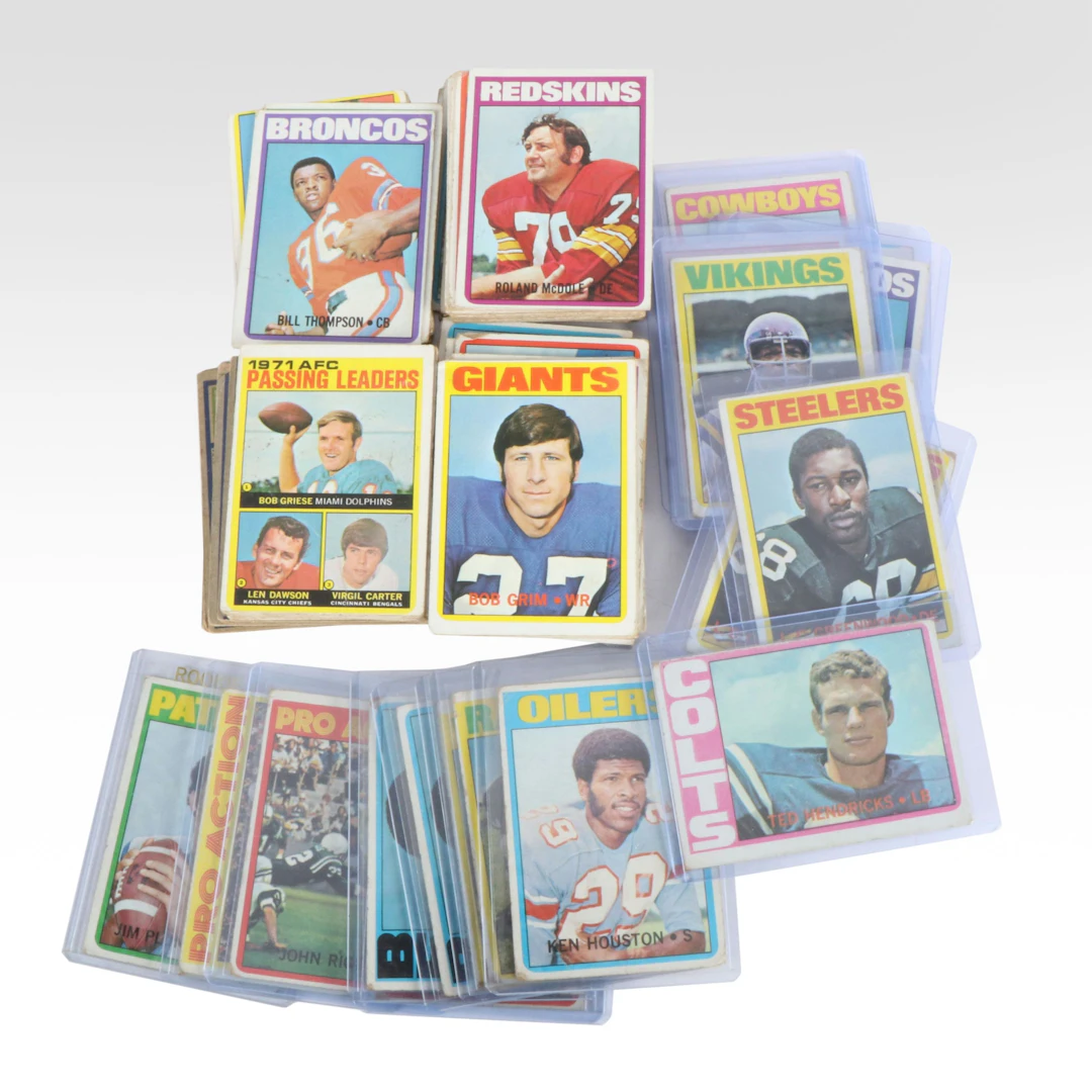 1972 Topps Football Cards with L.C. Greenwood and Jim Plunkett Rookies