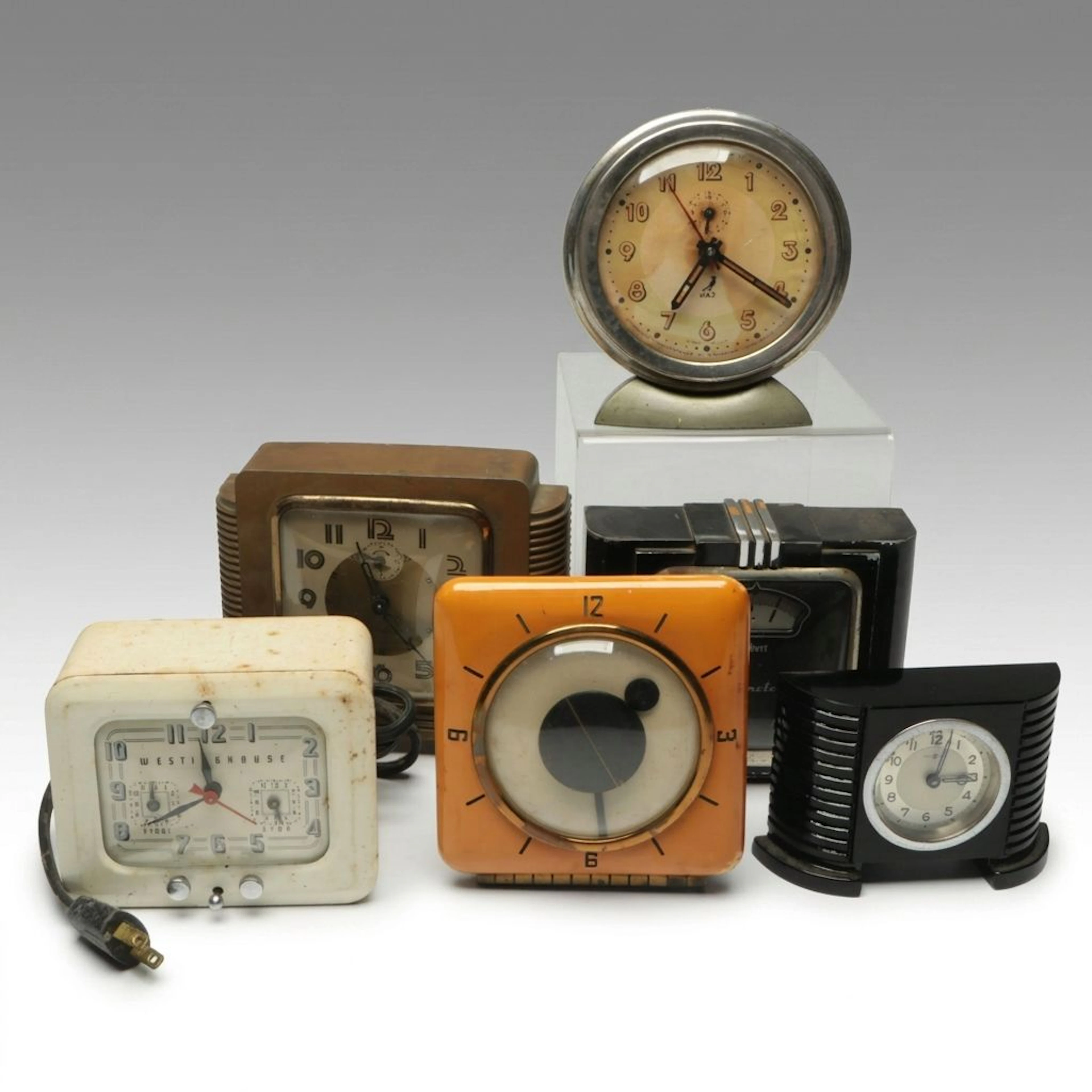 E. Ingraham Co. "Skyline" Desk Clock and More Vintage Clocks