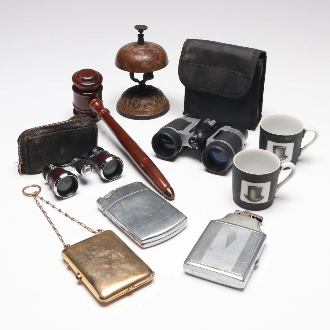 Edwardian Gilt Compact Coin Purse with La Reine Opera Glasses and More Décor
