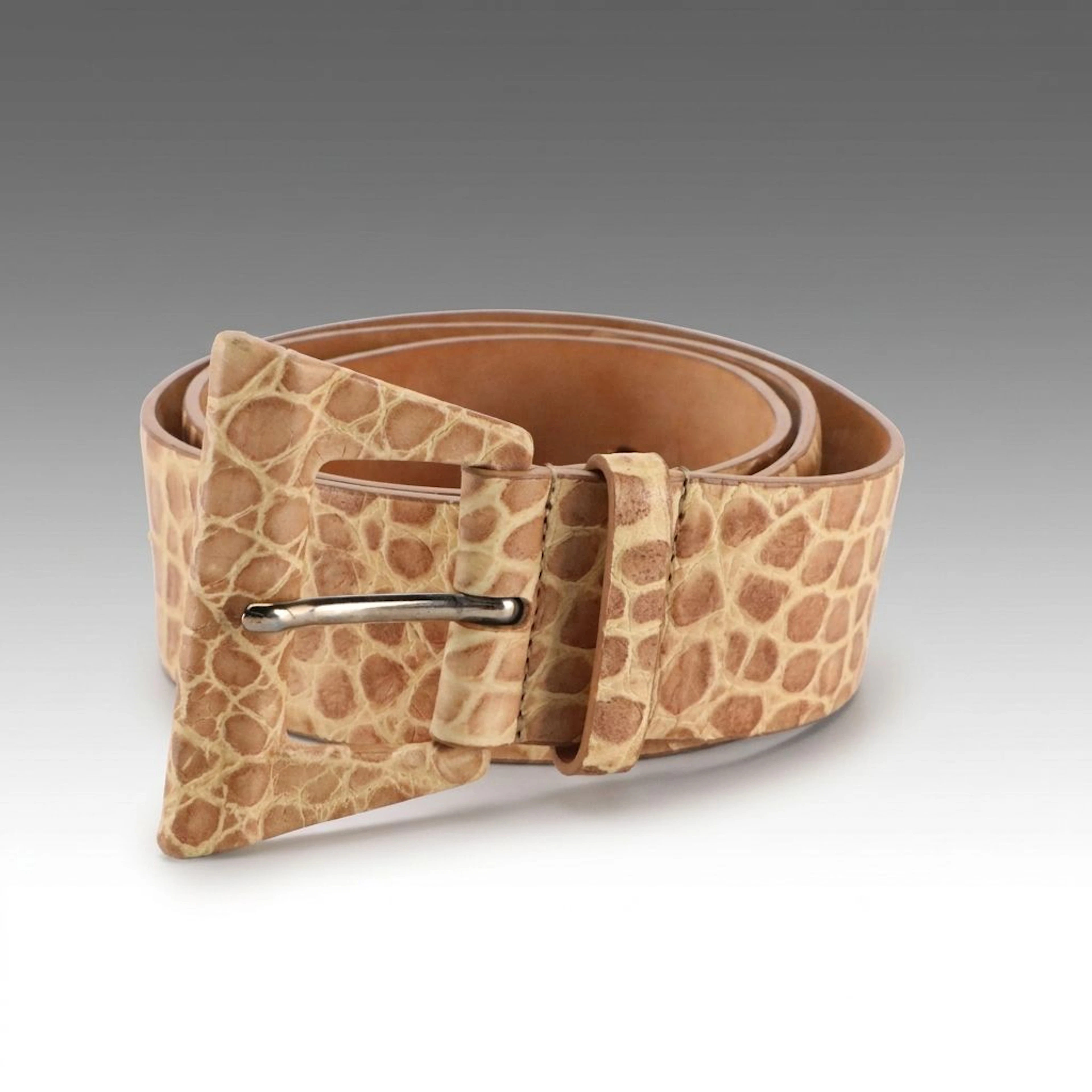 Giorgio Armani Belt in Beige in Crocodile Embossed Leather