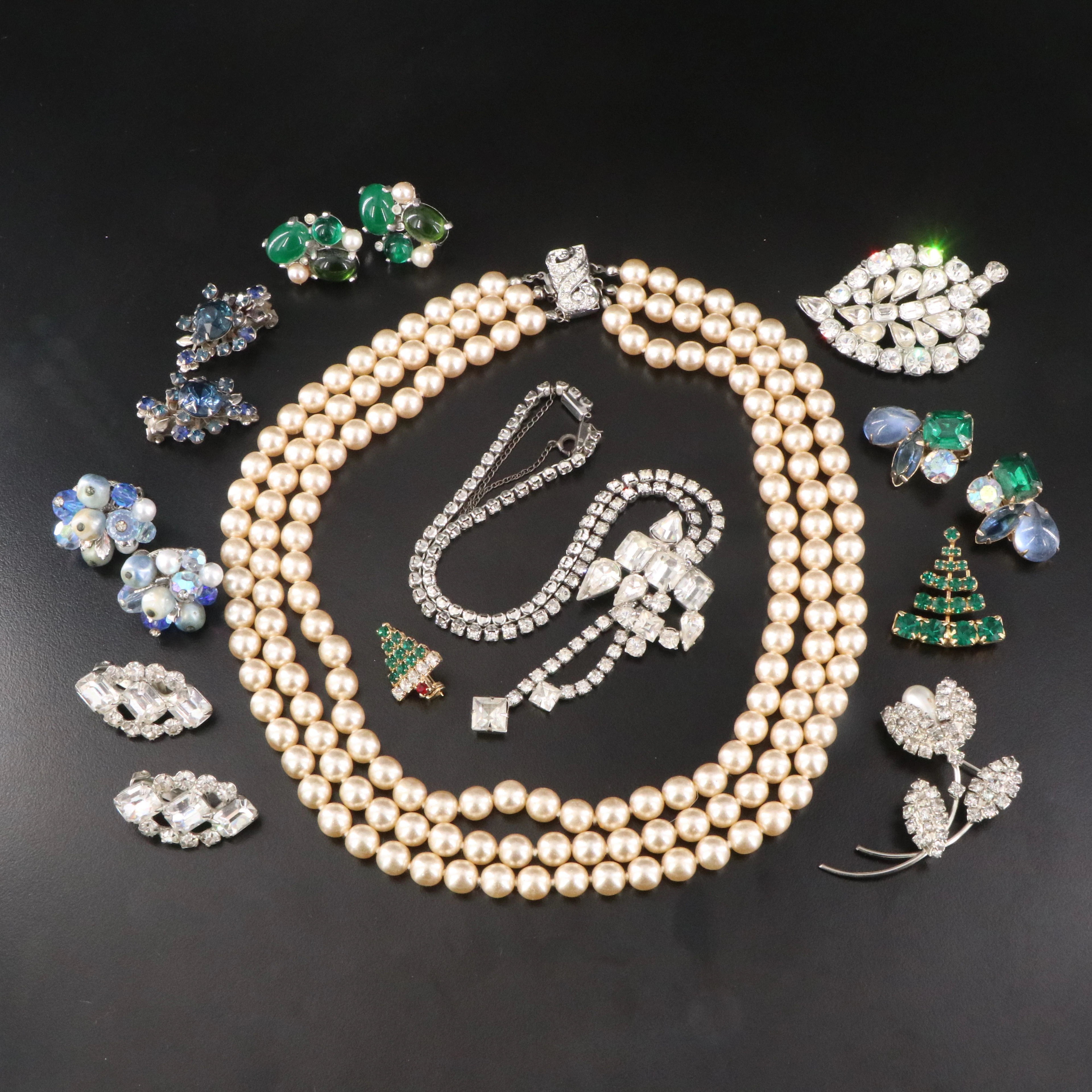 Weiss & Vendôme Featured in Vintage Rhinestone Jewelry