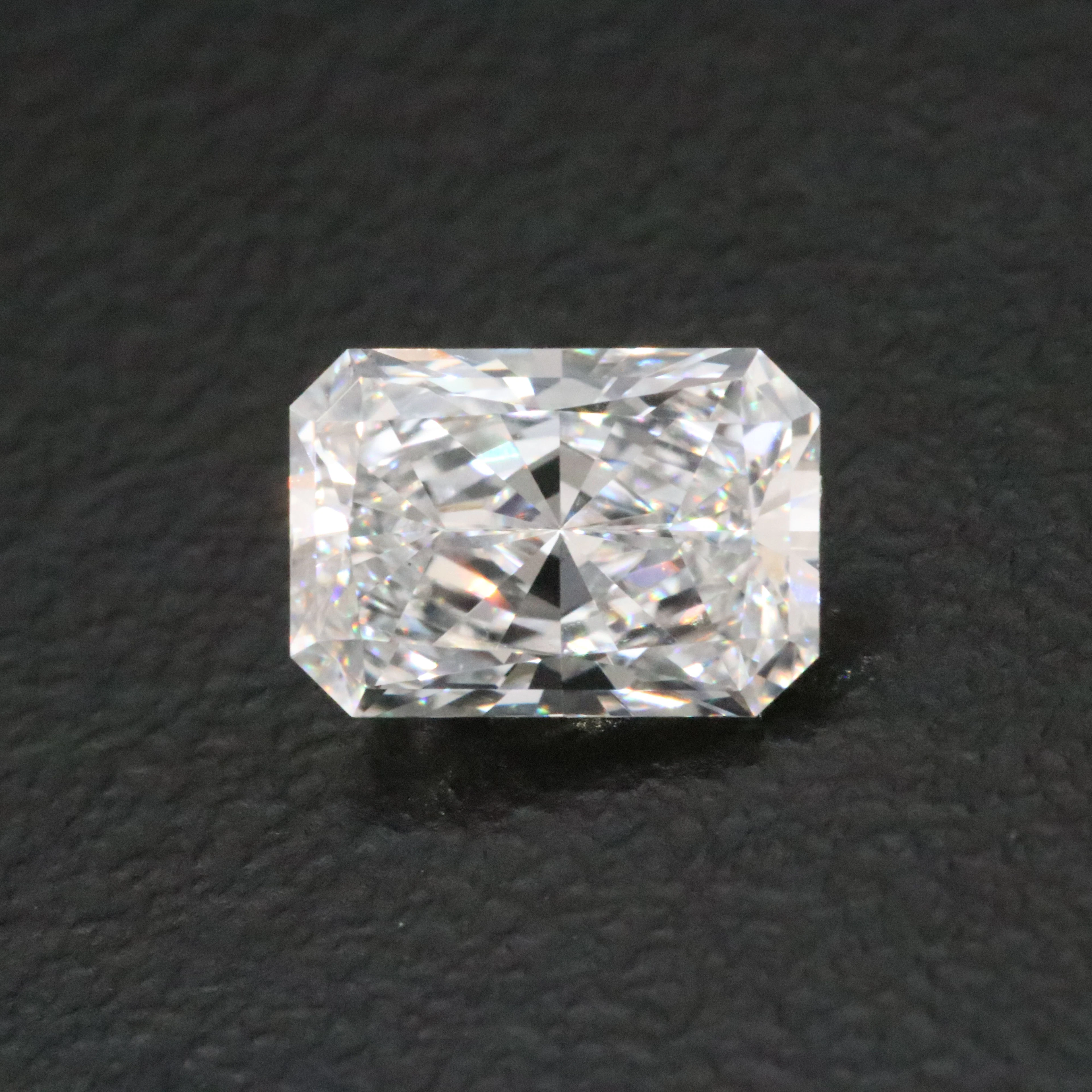 Loose 1.10 CT Lab Grown Diamond with IGI Report
