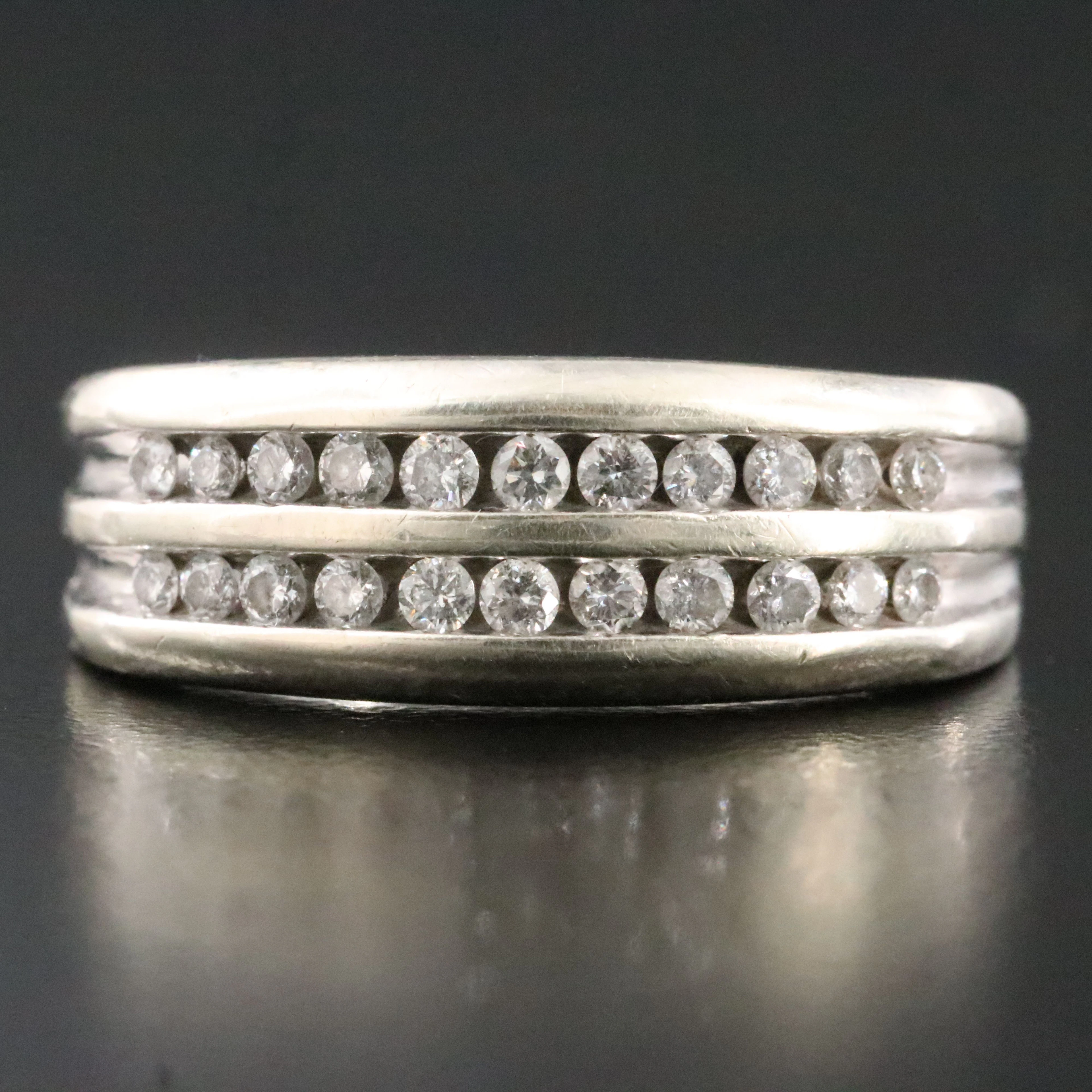 10K 0.55 CTW Diamond Tapered Band