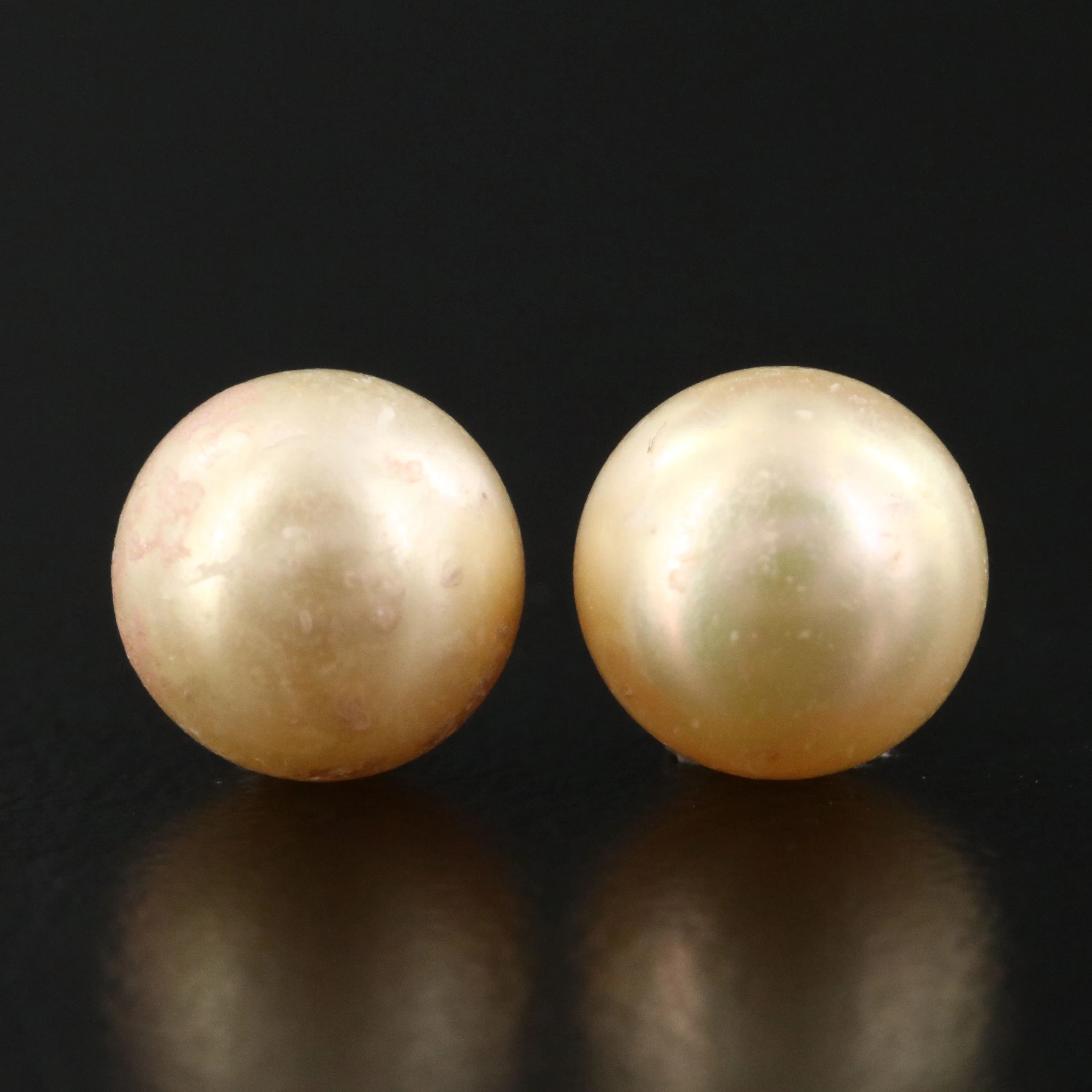 10K Pearl Stud Earrings