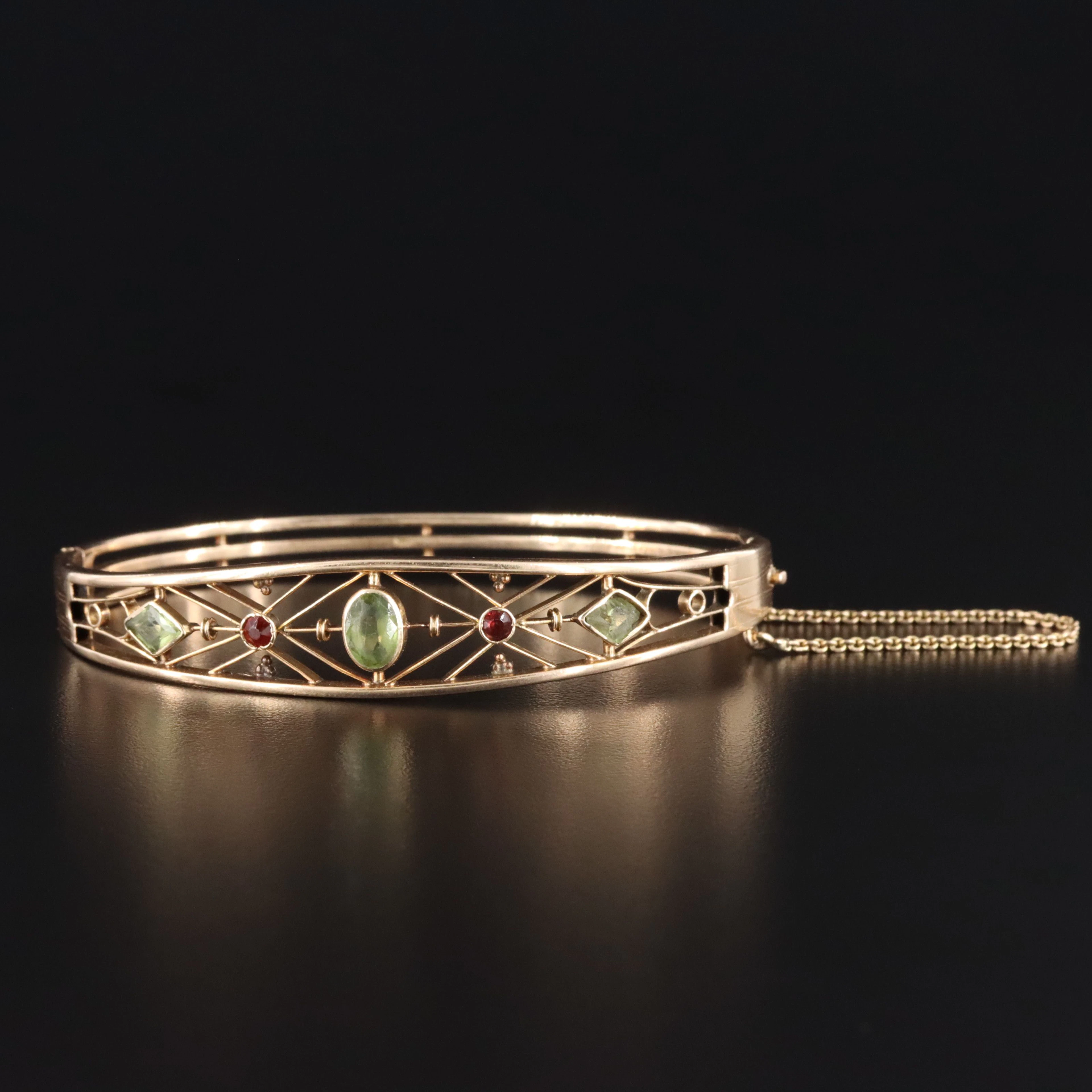 Vintage 14K Peridot and Garnet Bracelet, c. 1940s