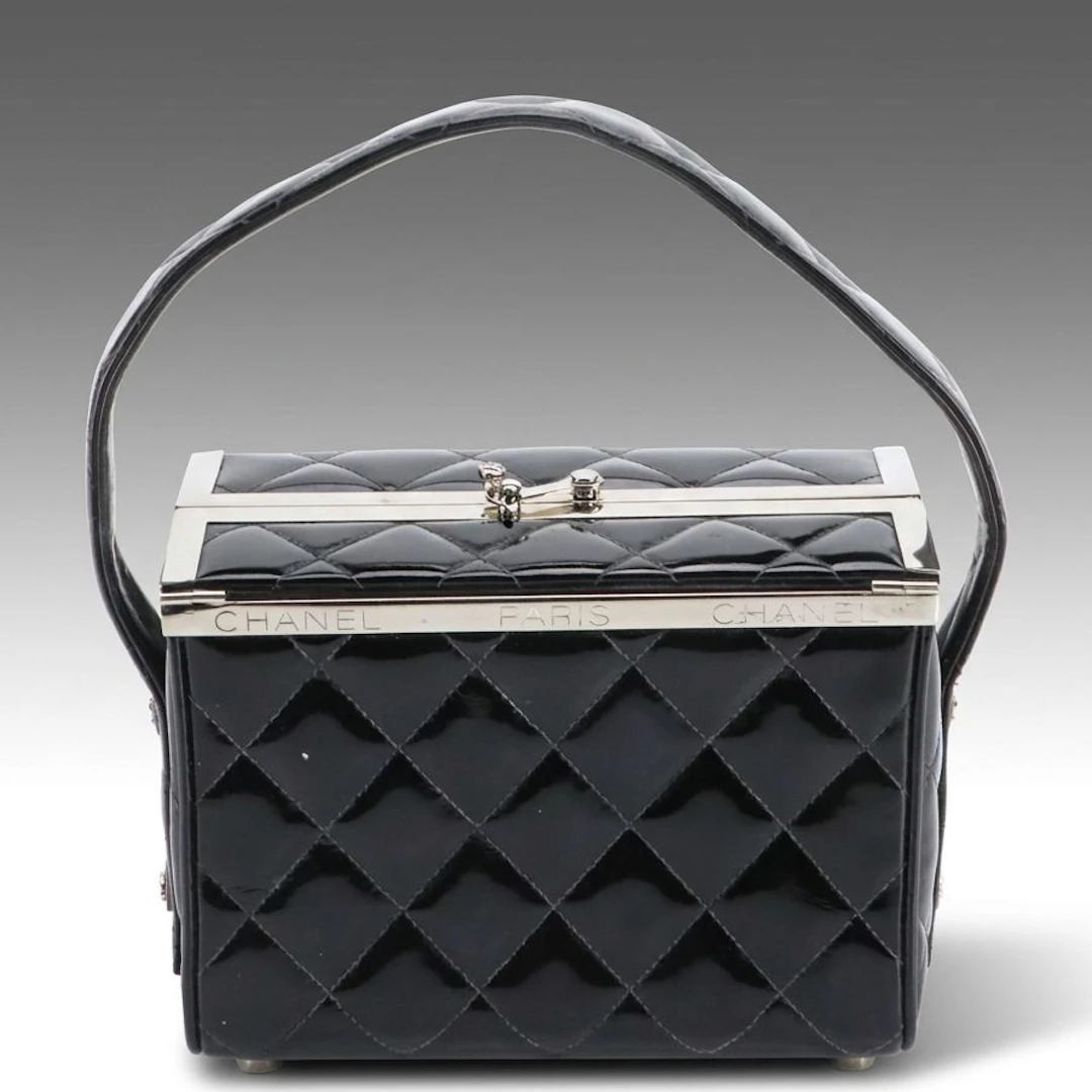 Chanel Vanity Box Handbag in Black Quilted Patent Leather