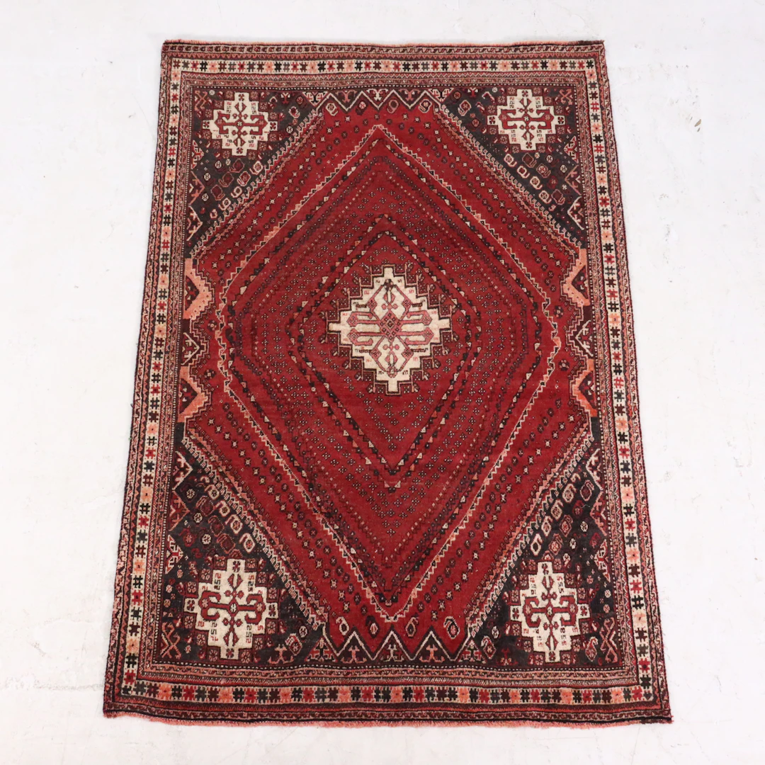 5'4 x 8'2 Hand-Knotted Persian Qashqai Area Rug