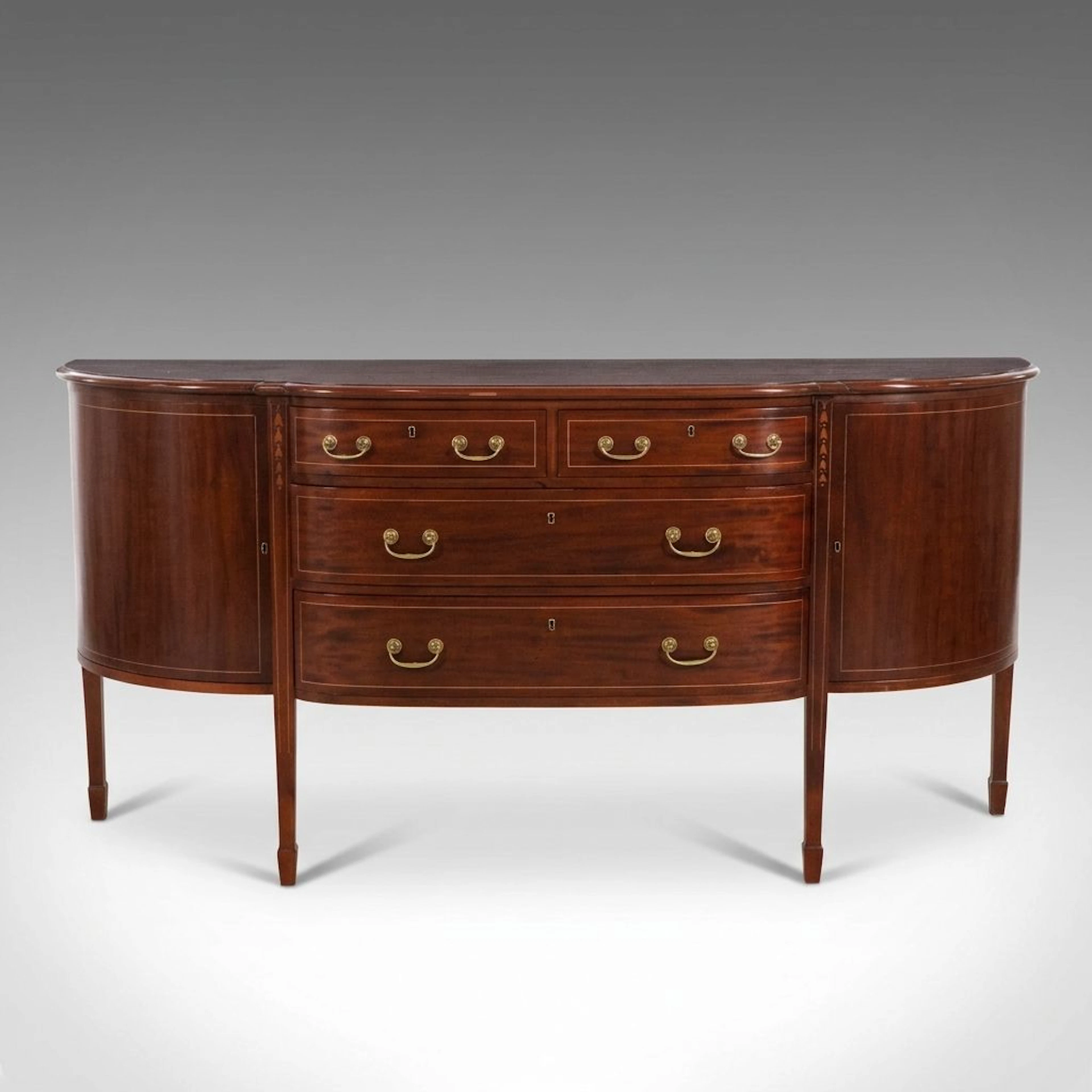 Hepplewhite Style String-Inlaid Mahogany Sideboard, Mid to Late 20th Century