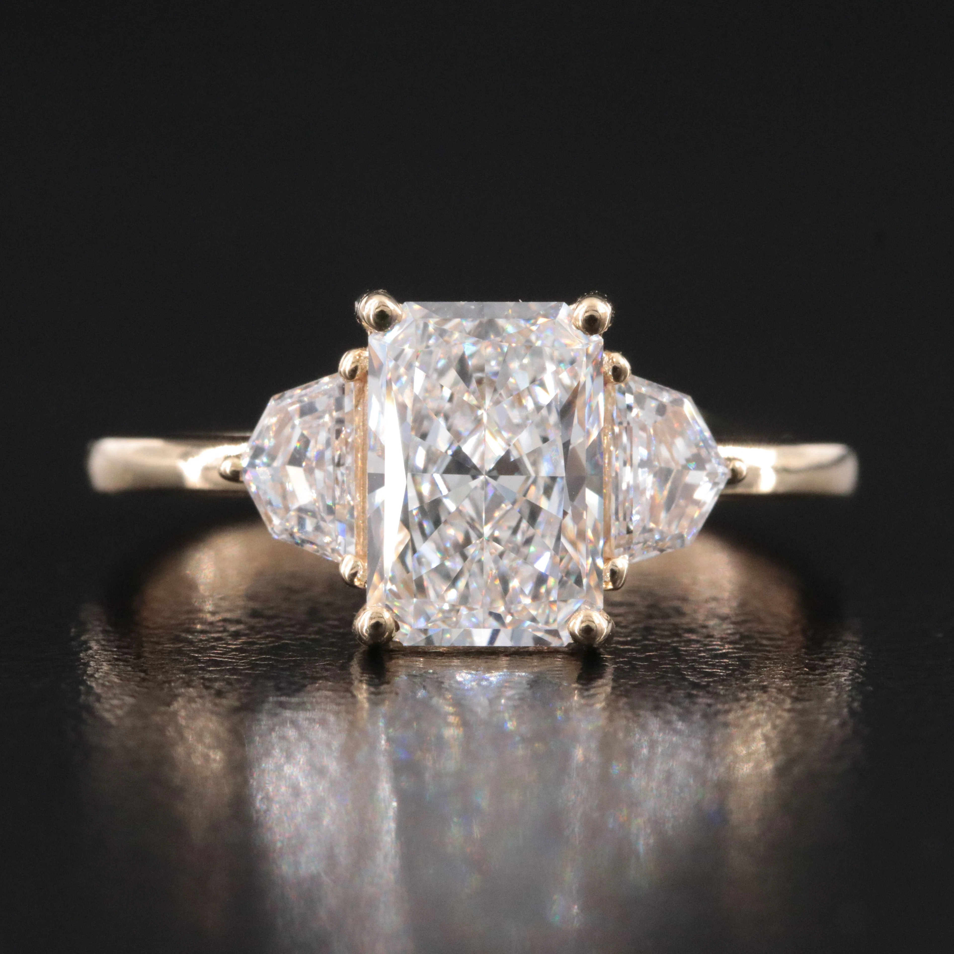 14K 2.00 CTW Lab Grown Diamond Ring with IGI Report