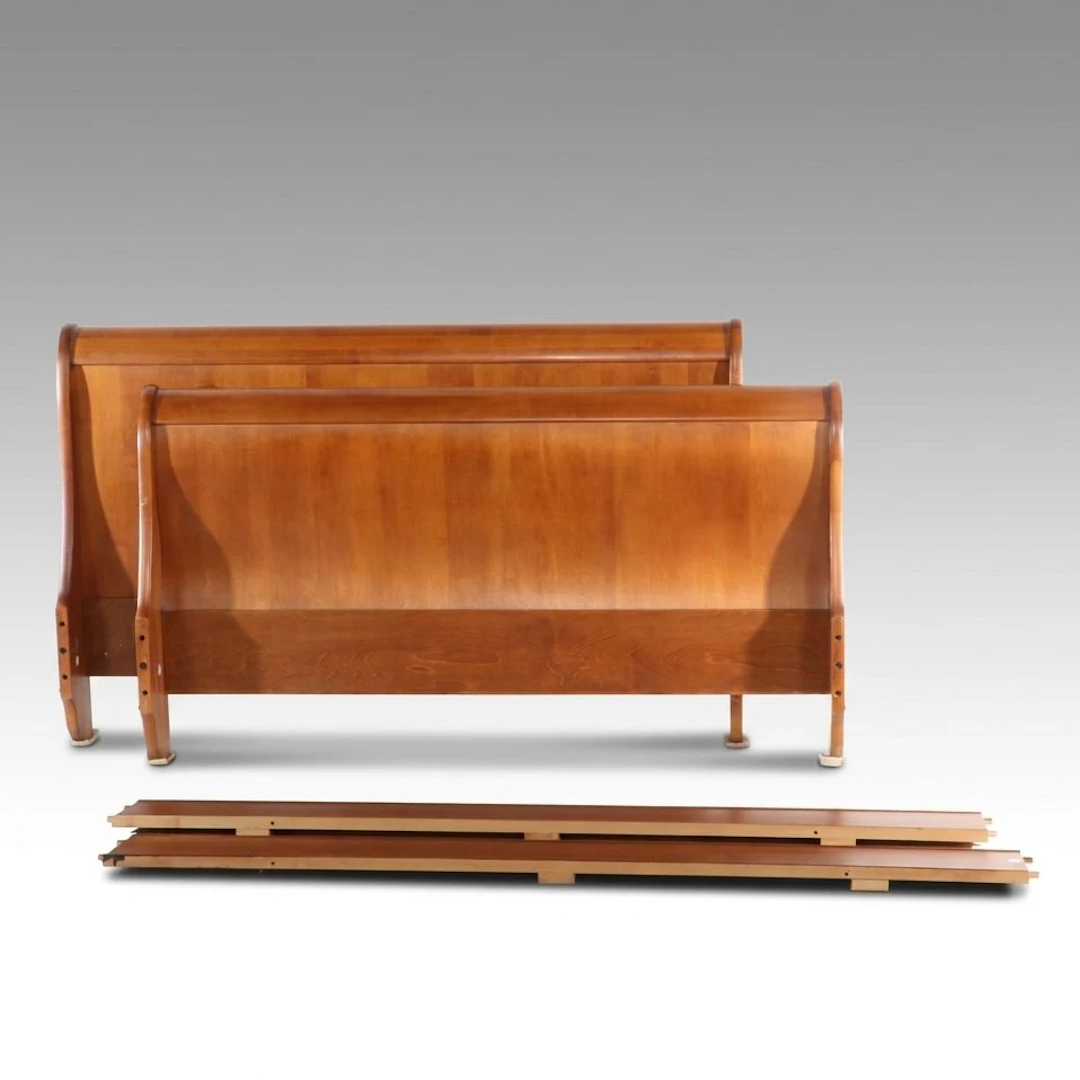 Traditional Maple Sleigh Bed Frame, Late 20th Century