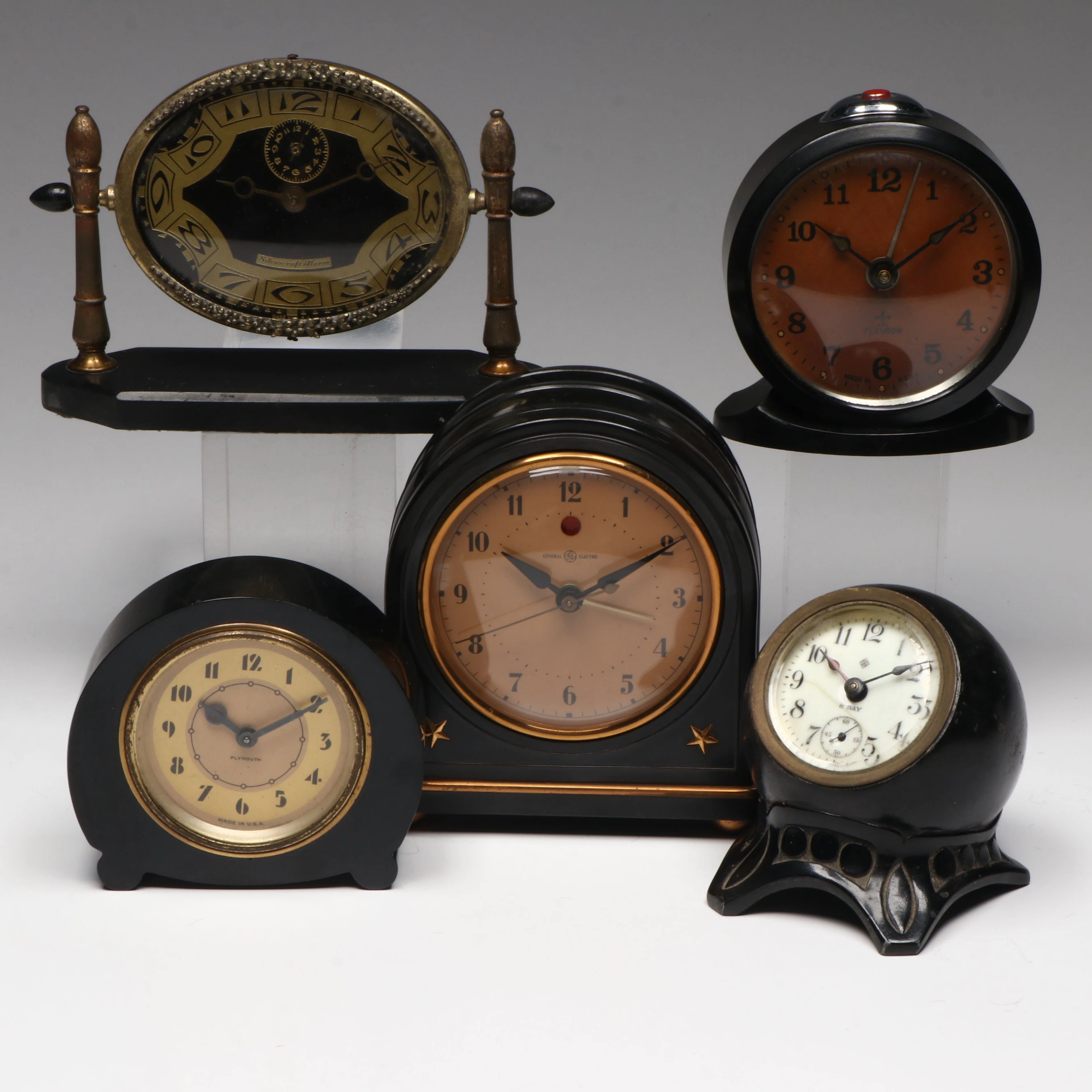 Ansonia Diving Helmet Novelty Clock with More Desk Clocks, Early to Mid-20th C.
