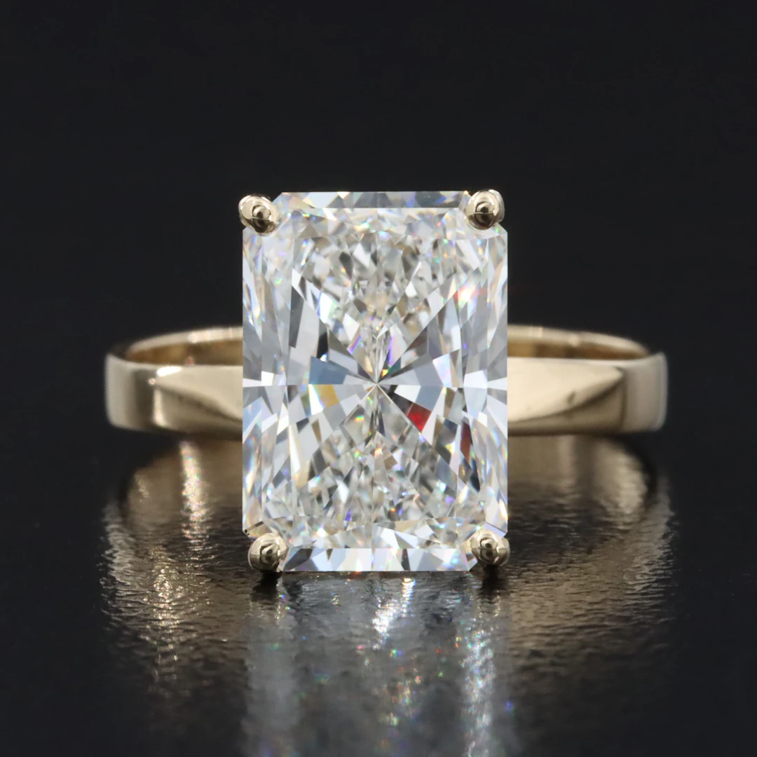 14K 4.12 CT Lab Grown Diamond Ring with IGI Report